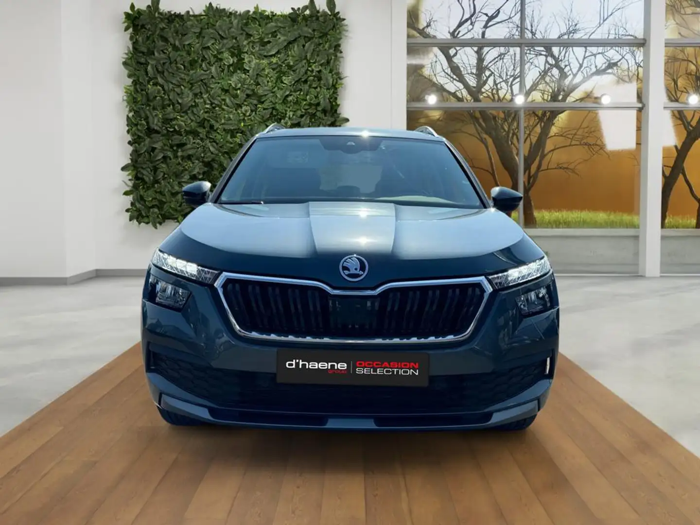 Skoda Kamiq Kamiq Clever 1,0 TSI 81 KW 6-speed mech. Gris - 2