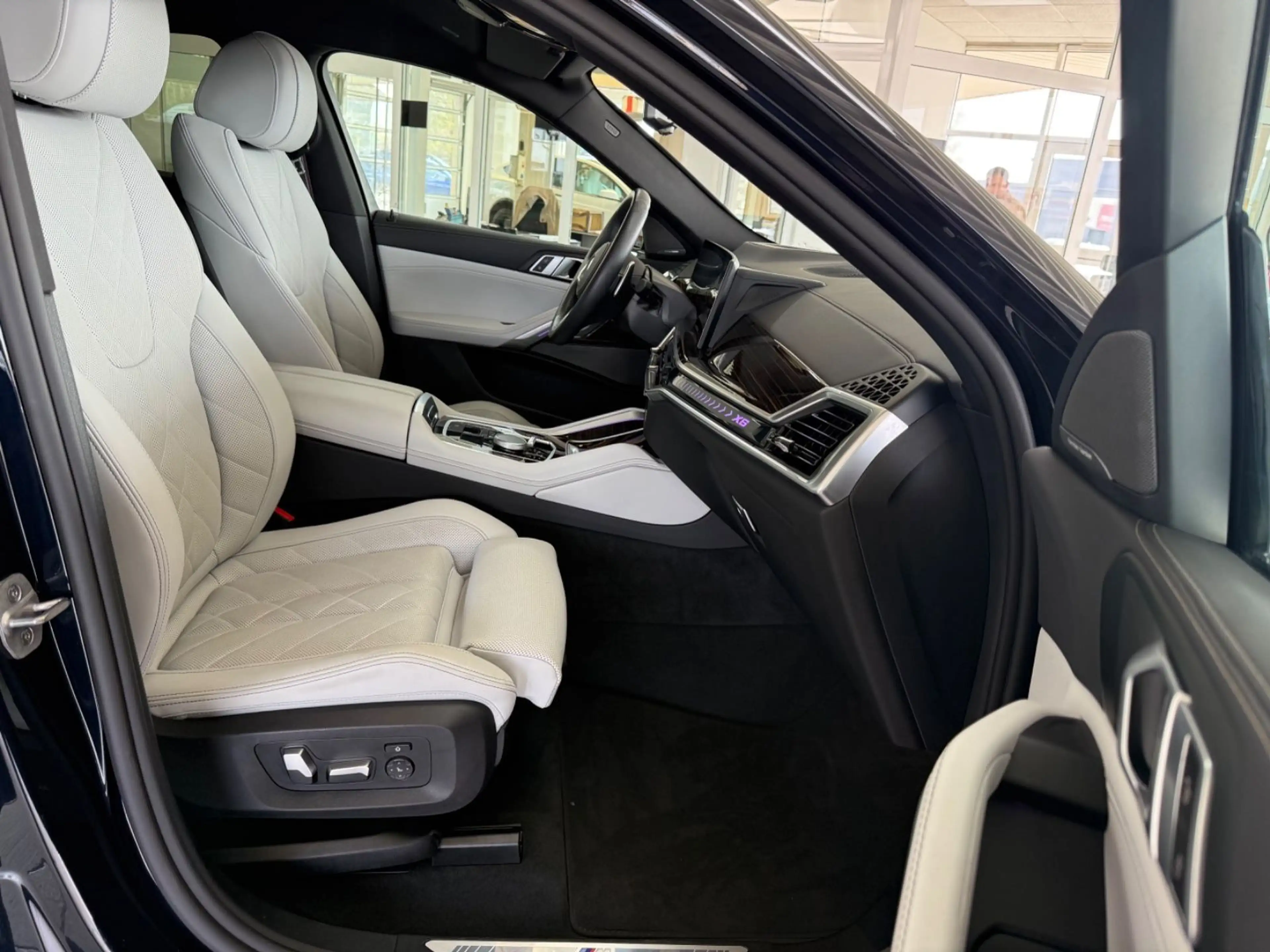 BMW X6 30d xDrive M Sportpaket LED/HUD/360°/AHK — photo 7