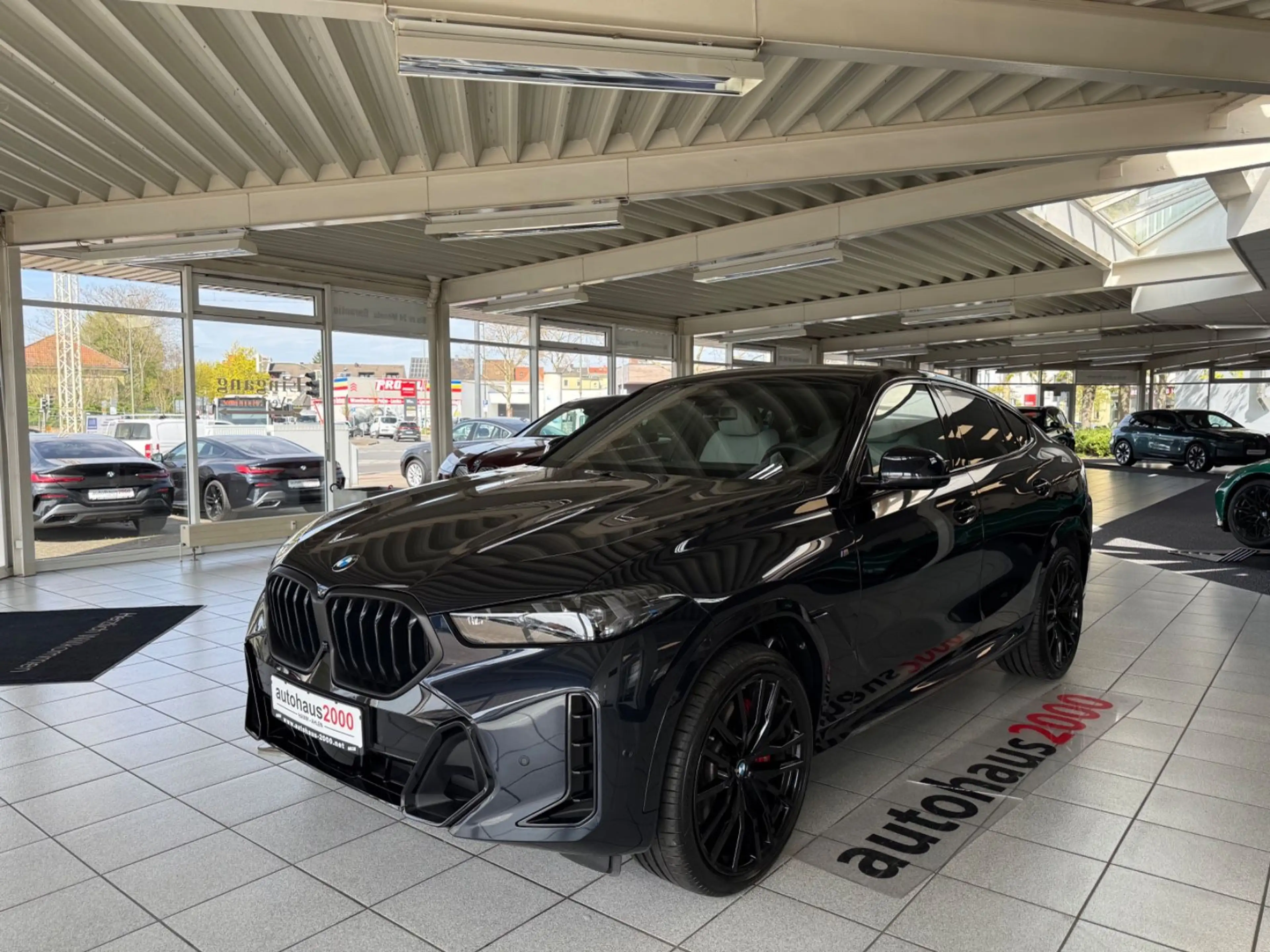 BMW X6 30d xDrive M Sportpaket LED/HUD/360°/AHK — photo 3