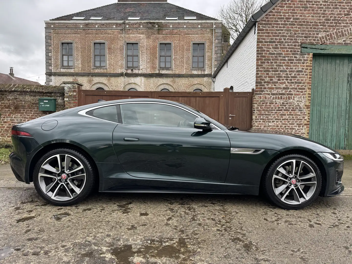 Jaguar F-Type Coupe 2.0 i4 P300 *British Green* Vert - 2