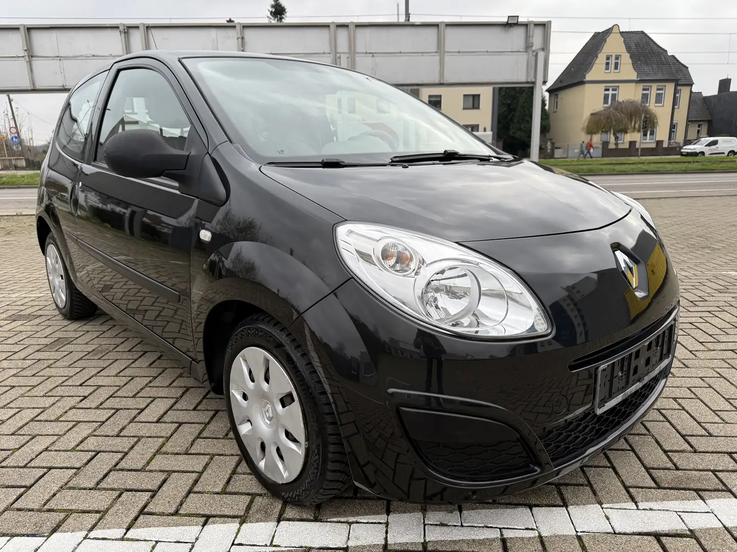 Renault Twingo Expression /1 Hand / 45879 km /  Tüv 4/27 Schwarz - 1