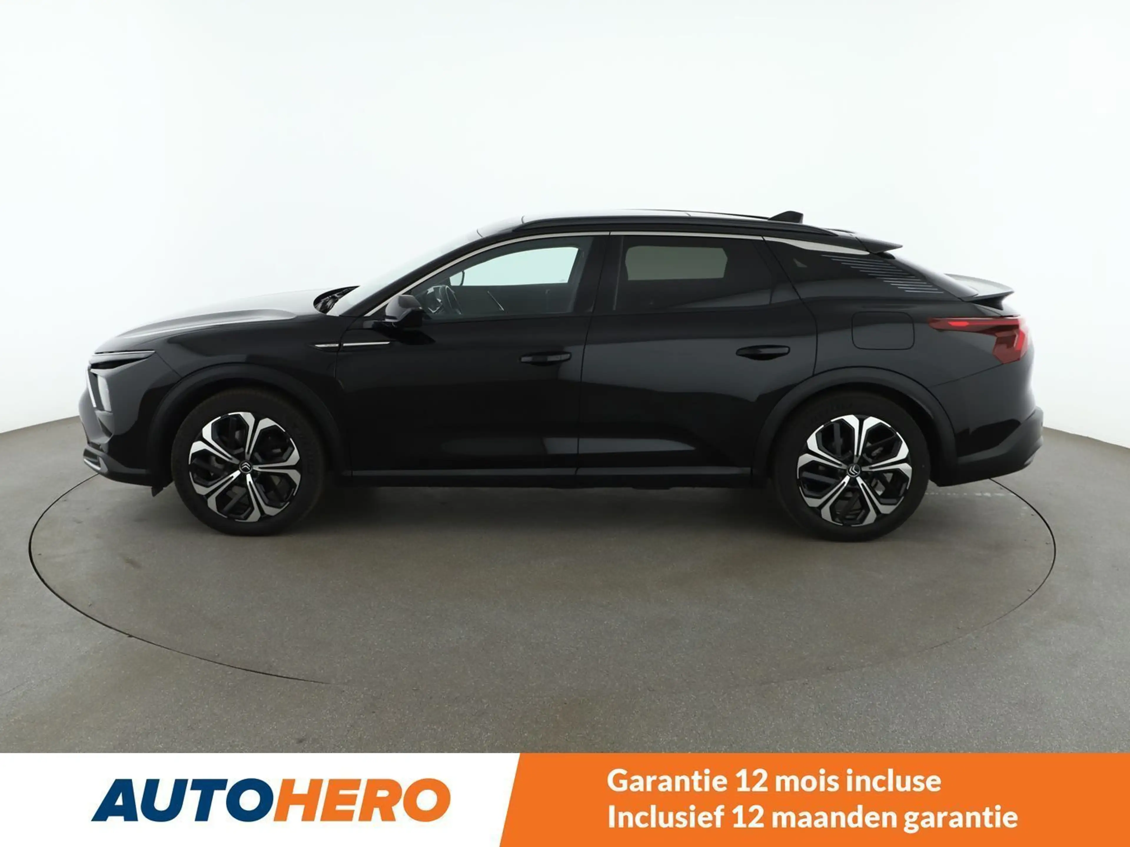 Citroen C5 X 1.6 Plug-in Hybrid Shine Pack — photo 3