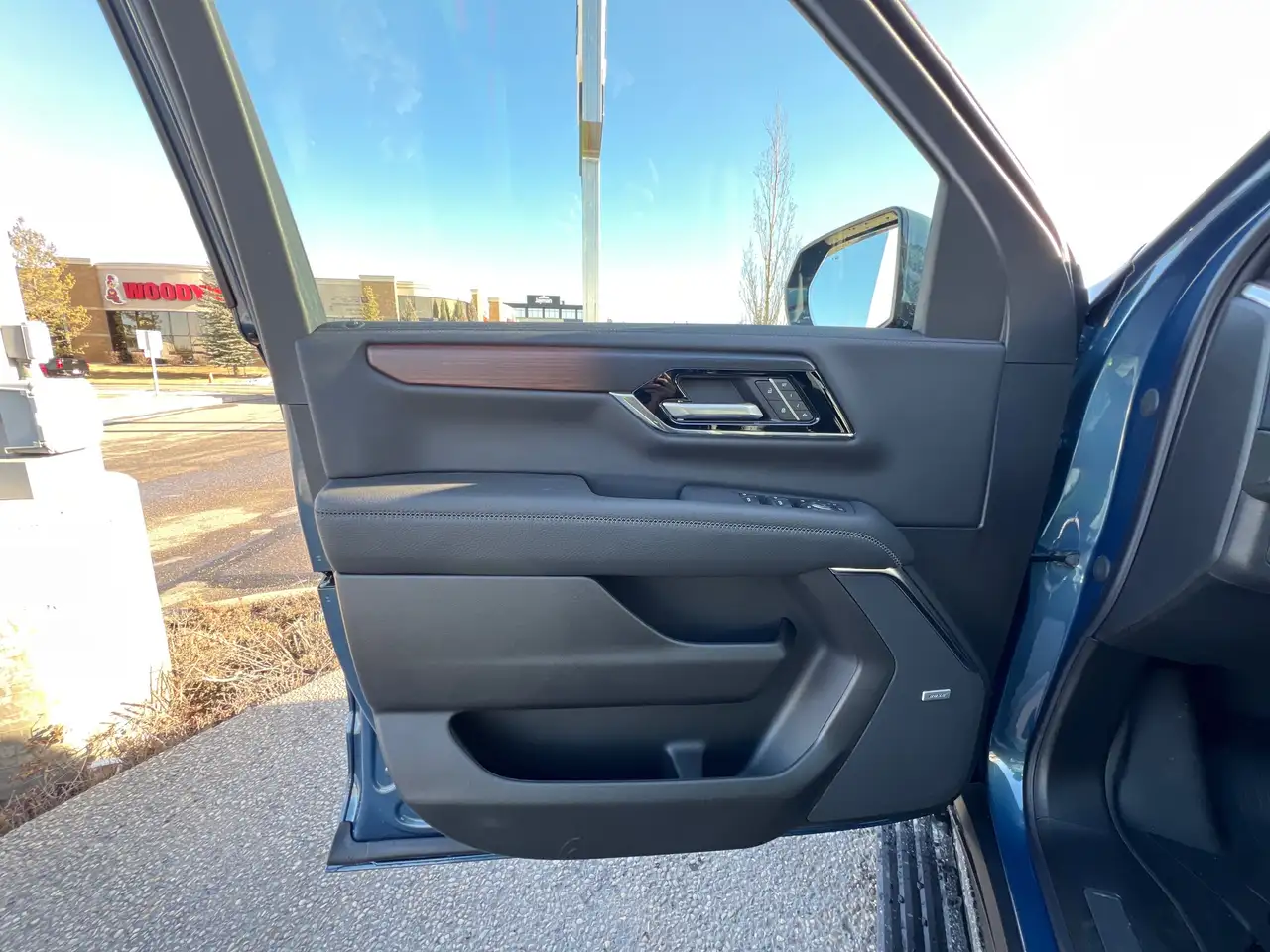 GMC Yukon снимка GMC Yukon