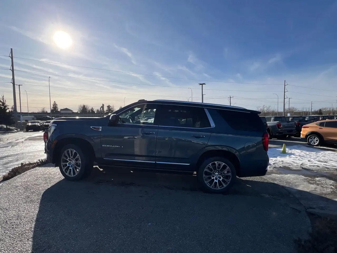 GMC Yukon снимка GMC Yukon