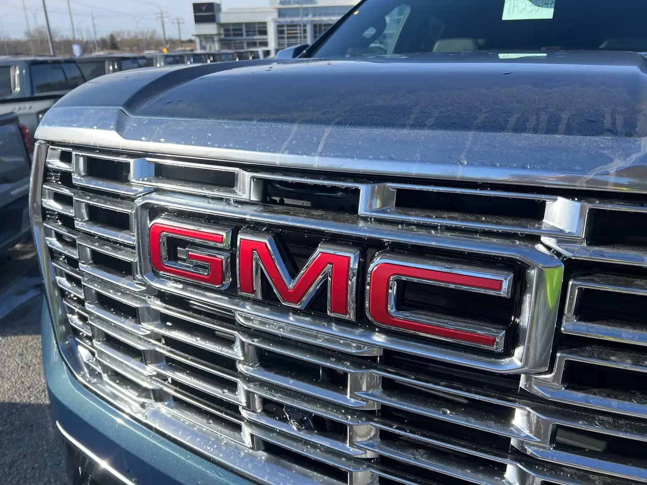 GMC Yukon снимка GMC Yukon