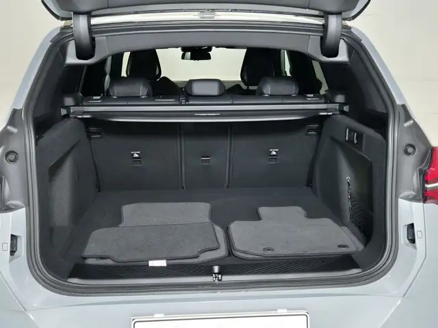 BMW X3 view 13