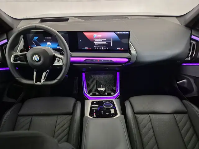 BMW X3 view 8