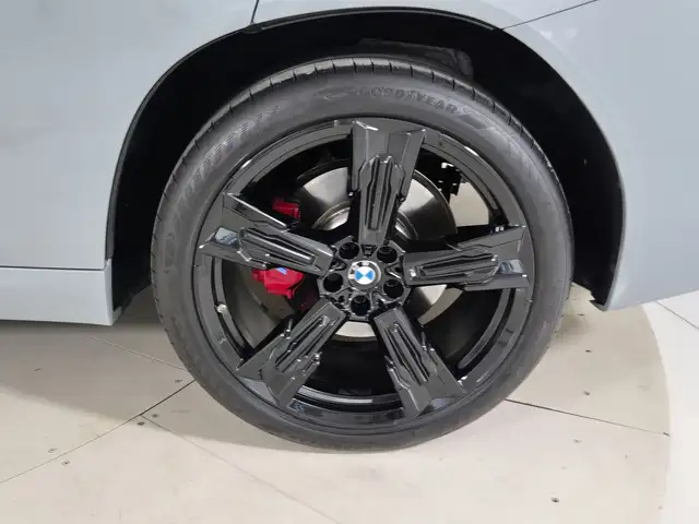 BMW X3 view 14