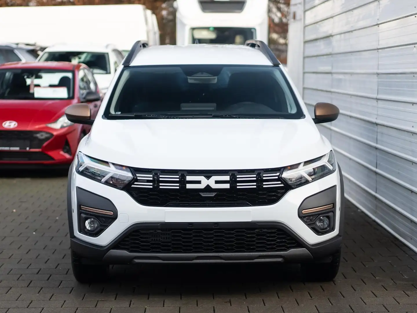 Dacia Jogger Extreme Plus TCe 110 *7-Sitzer*Navi*Kamera*SHZ ... Weiß - 2