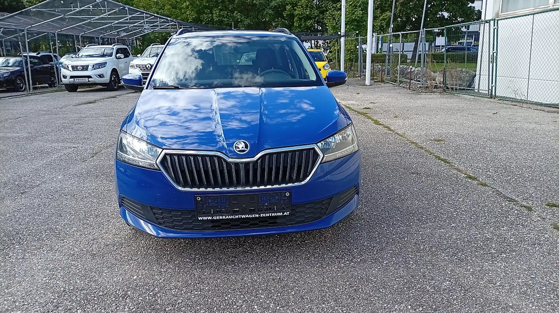 Skoda Fabia Combi Active 1,0 TSI Bleu - 2