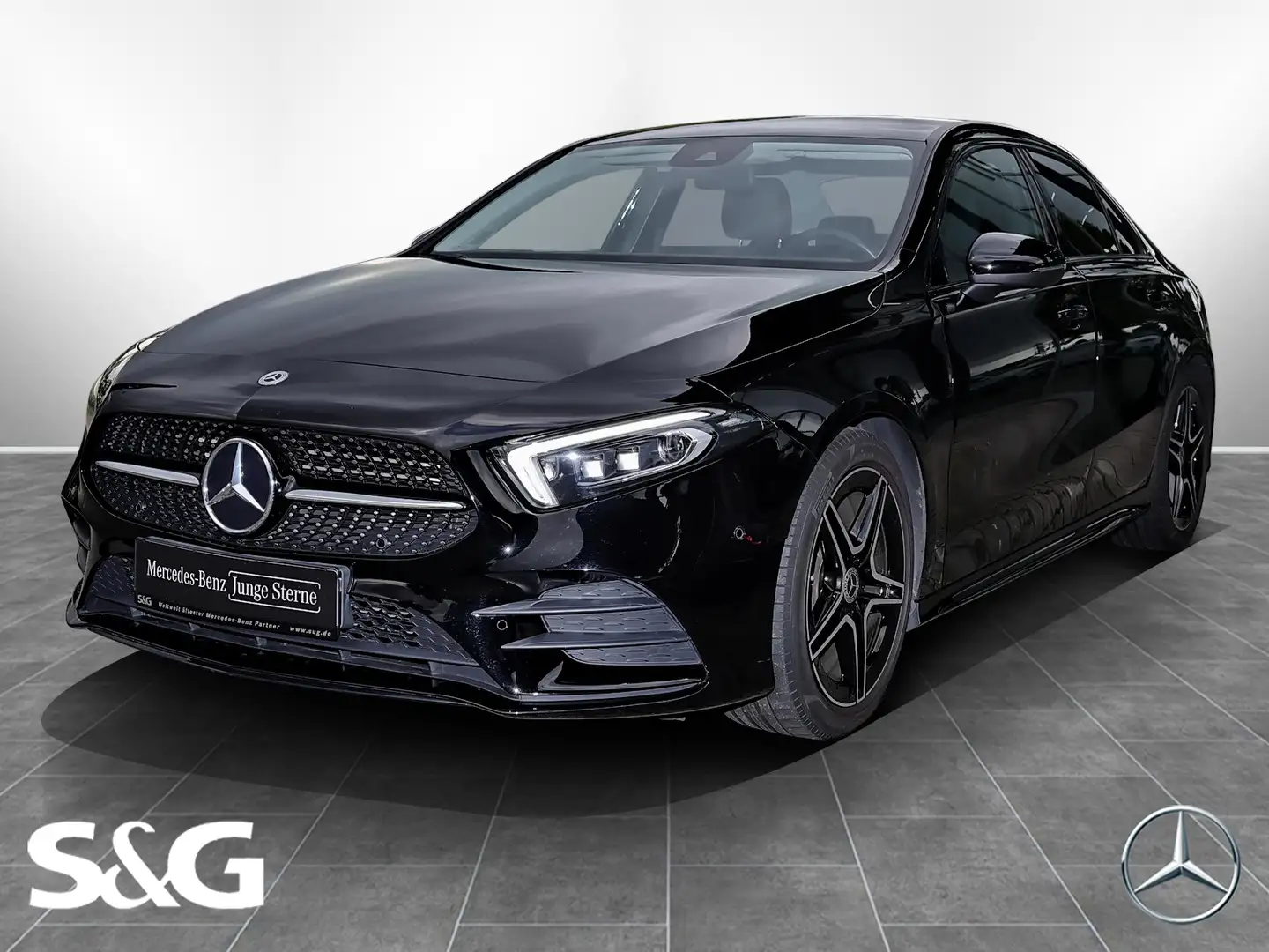 Mercedes-Benz A 180 AMG NIGHT PAKET+CARPLAY+SPURHALTE+PDC+18" Noir - 1