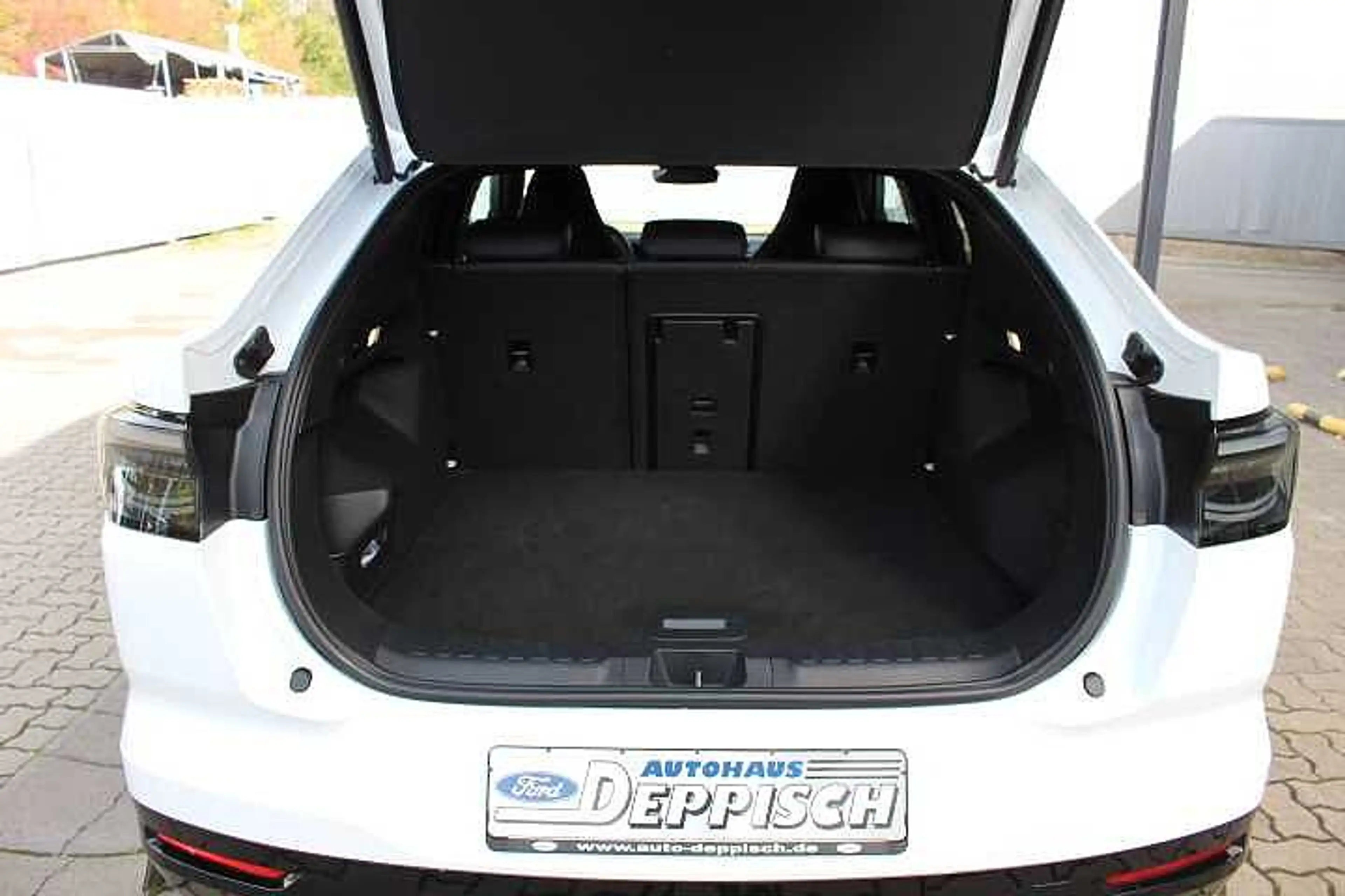 Ford Capri 77 kWh RWD Wärmepumpe — photo 14