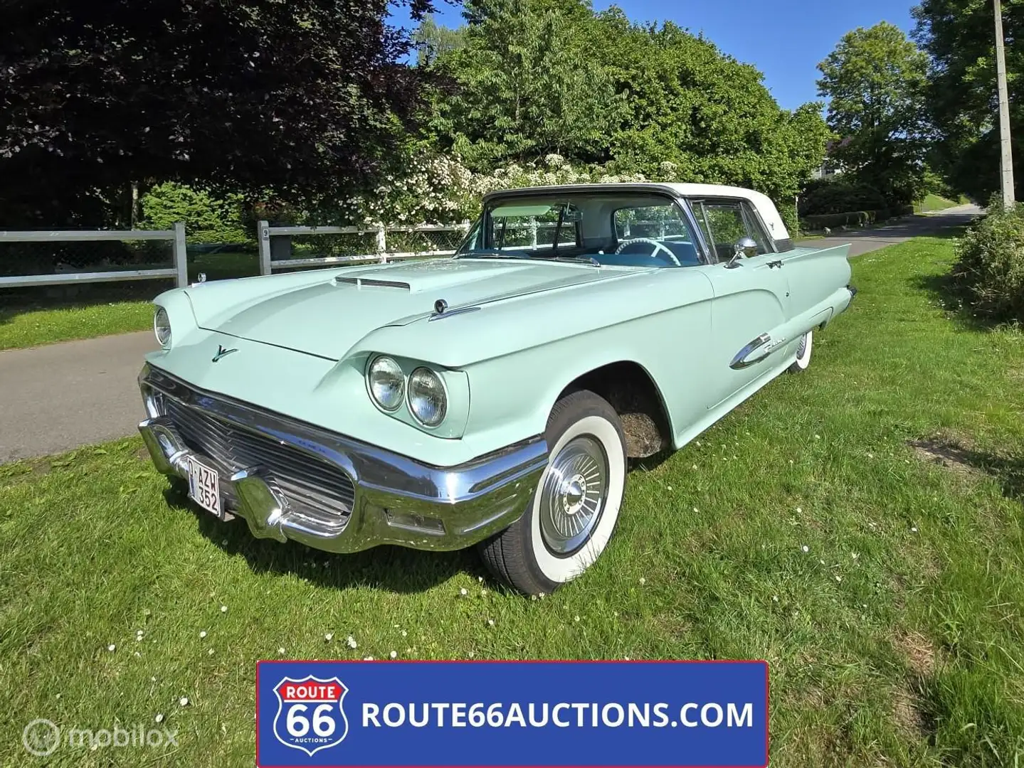 Ford Thunderbird | Route 66 Auctions Blauw - 1