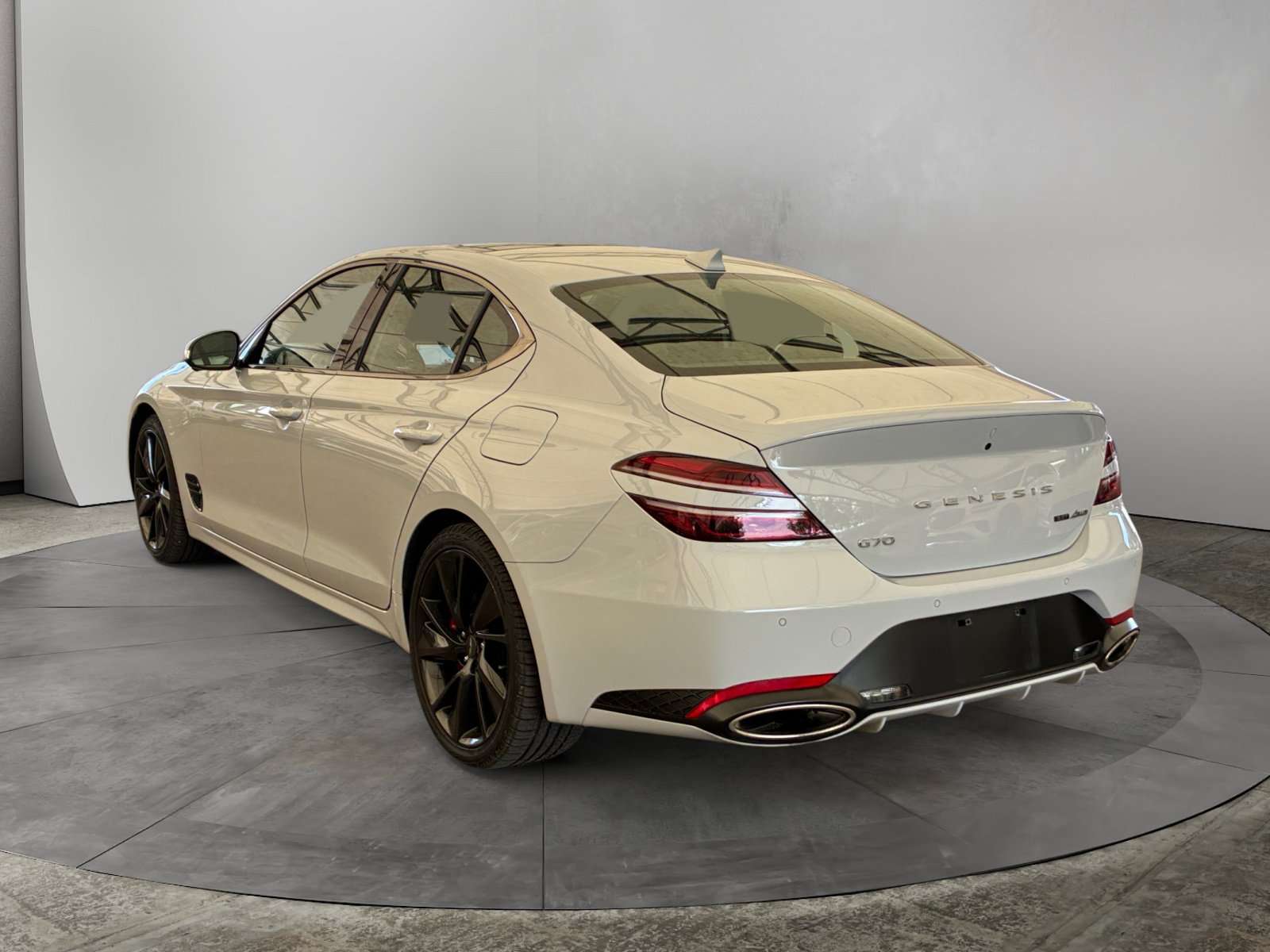 2023 Genesis G70