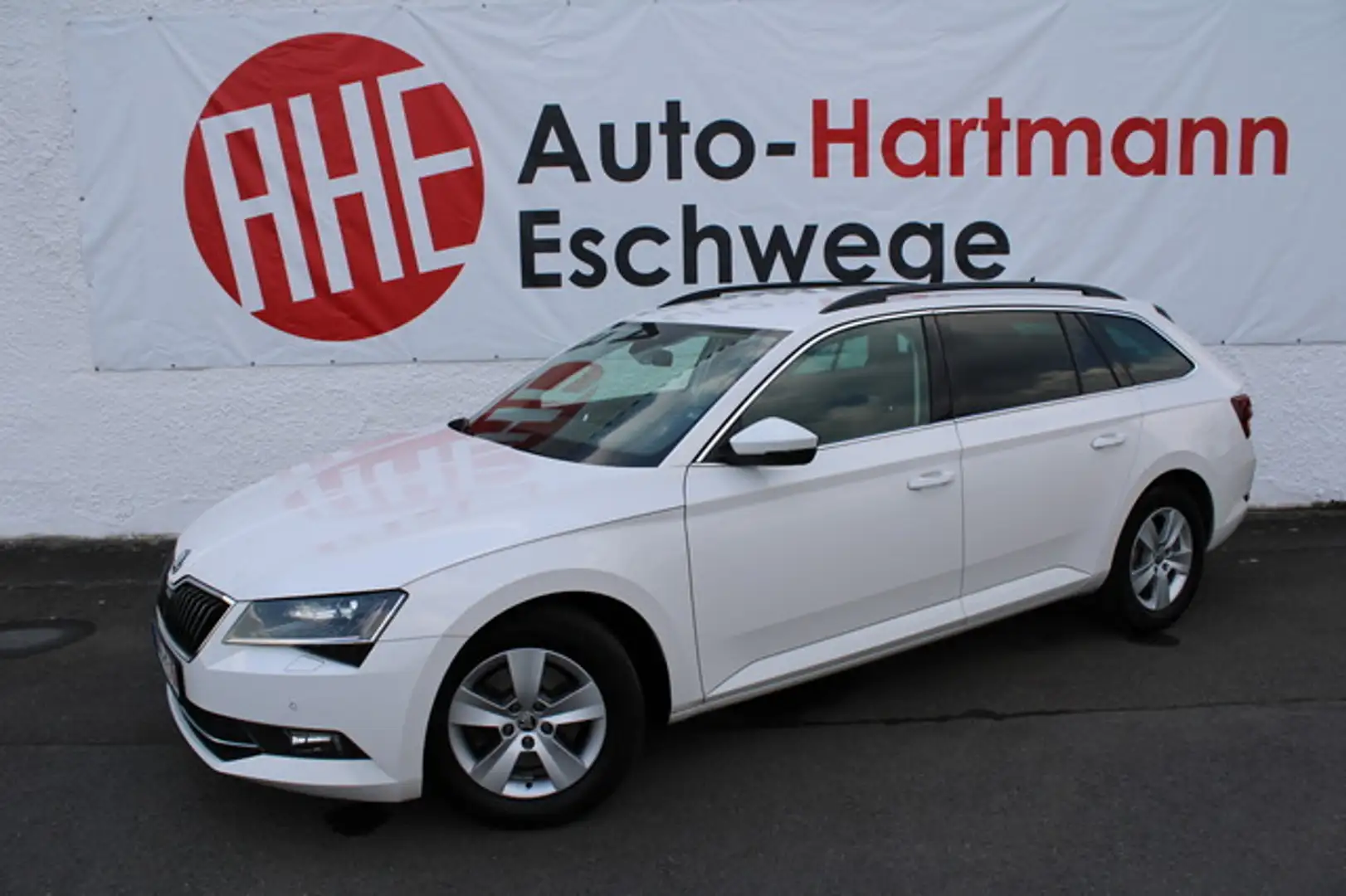 Skoda Superb Combi 1.5 TSI Ambition LED Navi Ahk ACC Weiß - 1