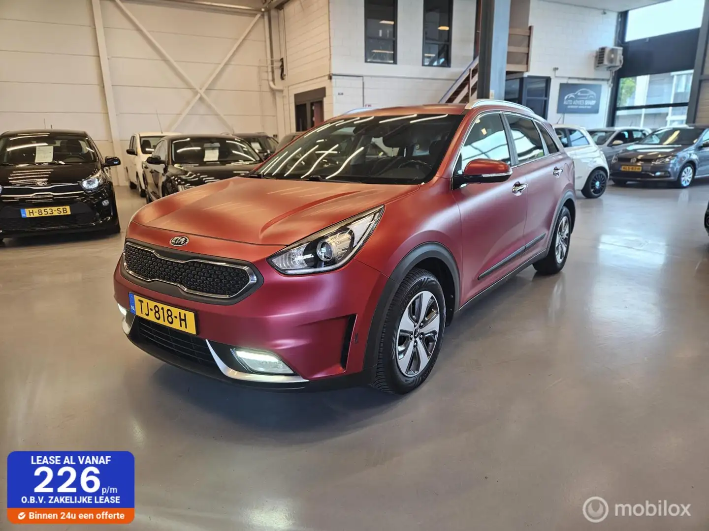 Kia Niro 1.6 GDi Hybrid DynamicLine Rood - 1