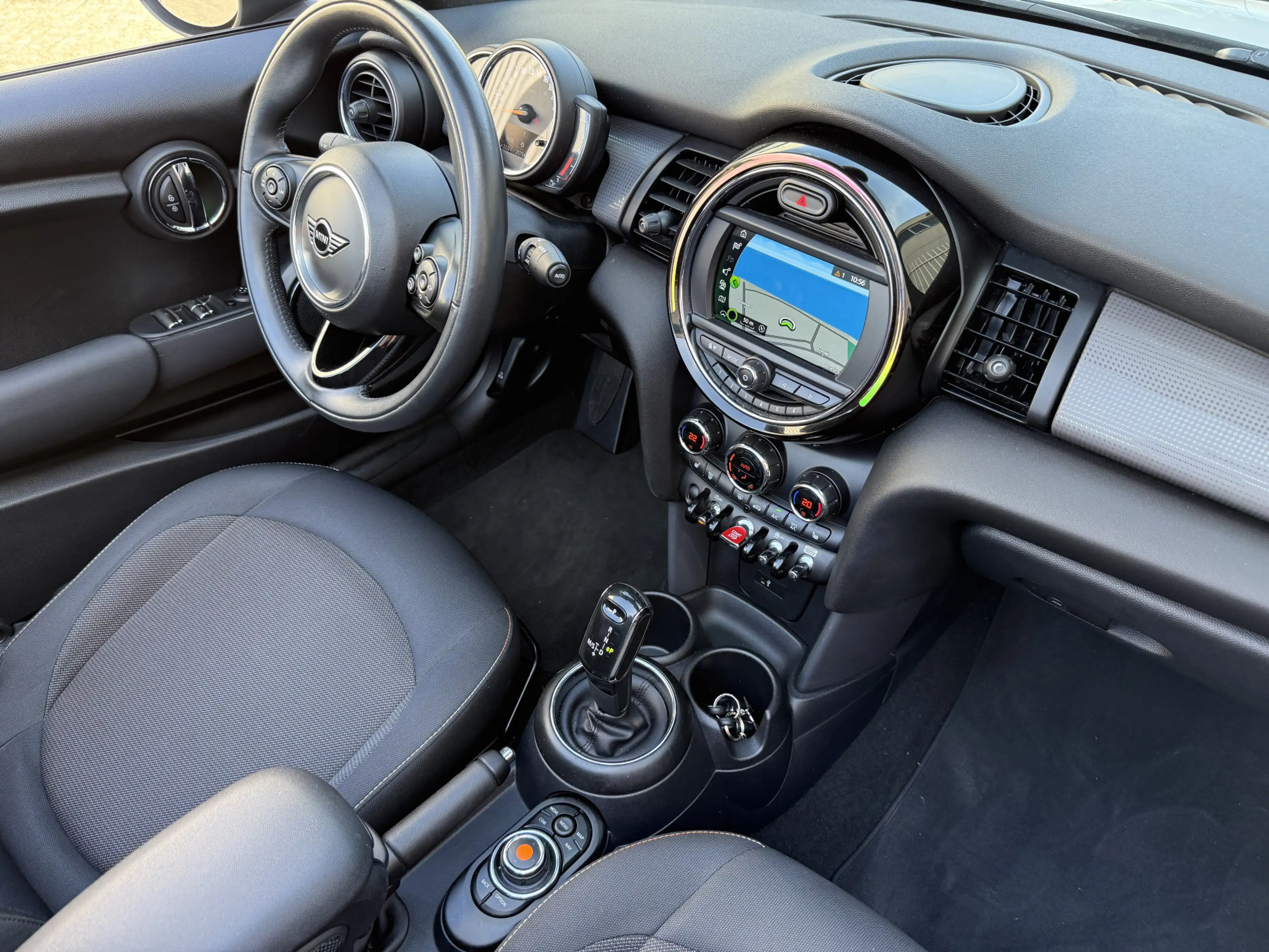 MINI Cooper Cabrio 1.5 Chili Navi Stoelverw.Keyless — photo 24