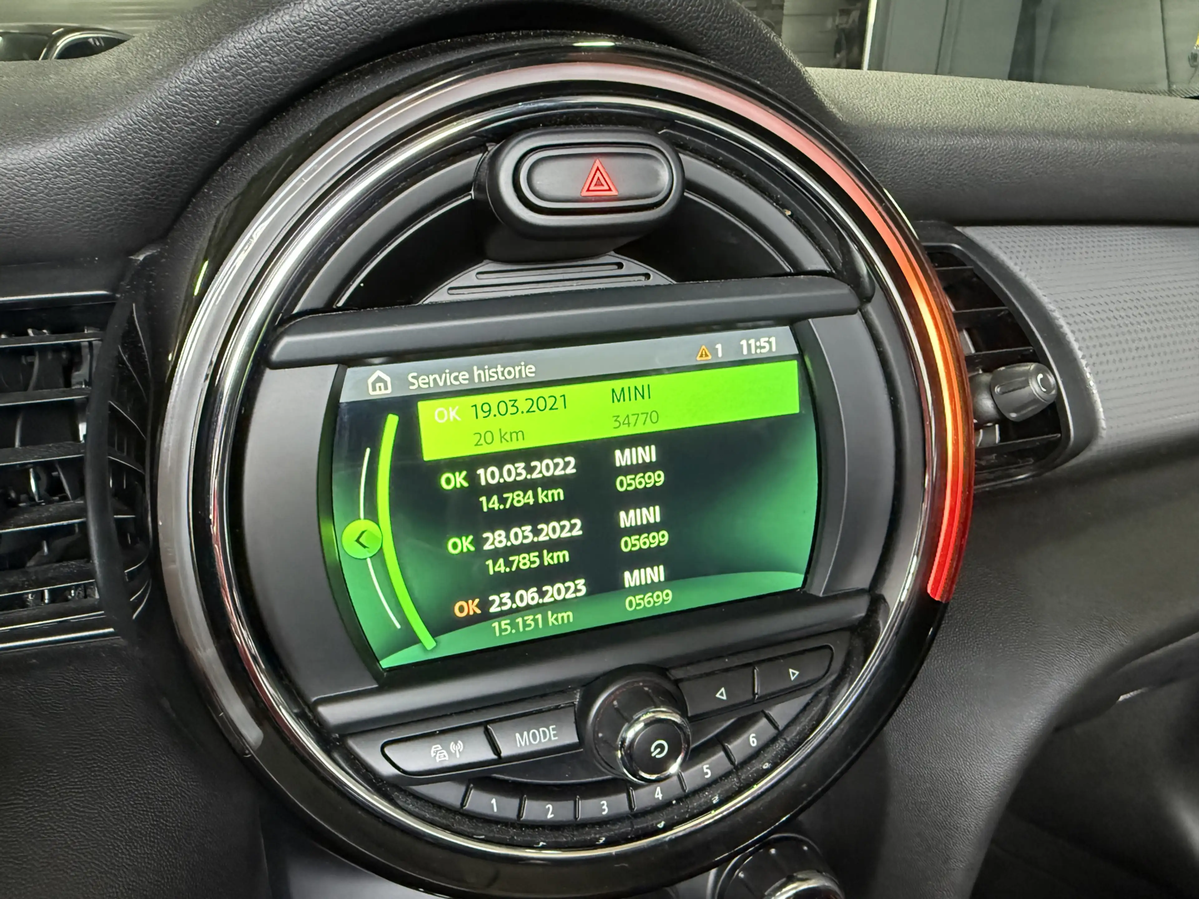MINI Cooper Cabrio 1.5 Chili Navi Stoelverw.Keyless — photo 20