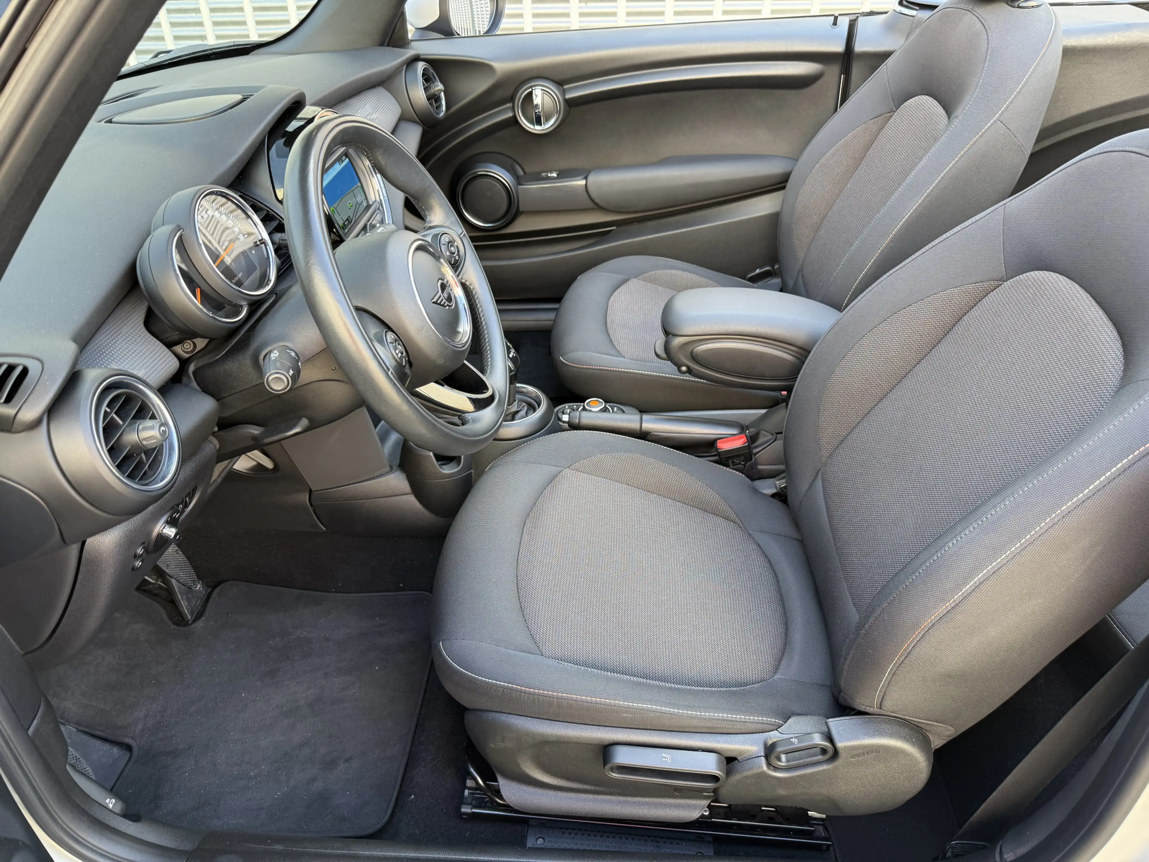 MINI Cooper Cabrio 1.5 Chili Navi Stoelverw.Keyless — photo 27