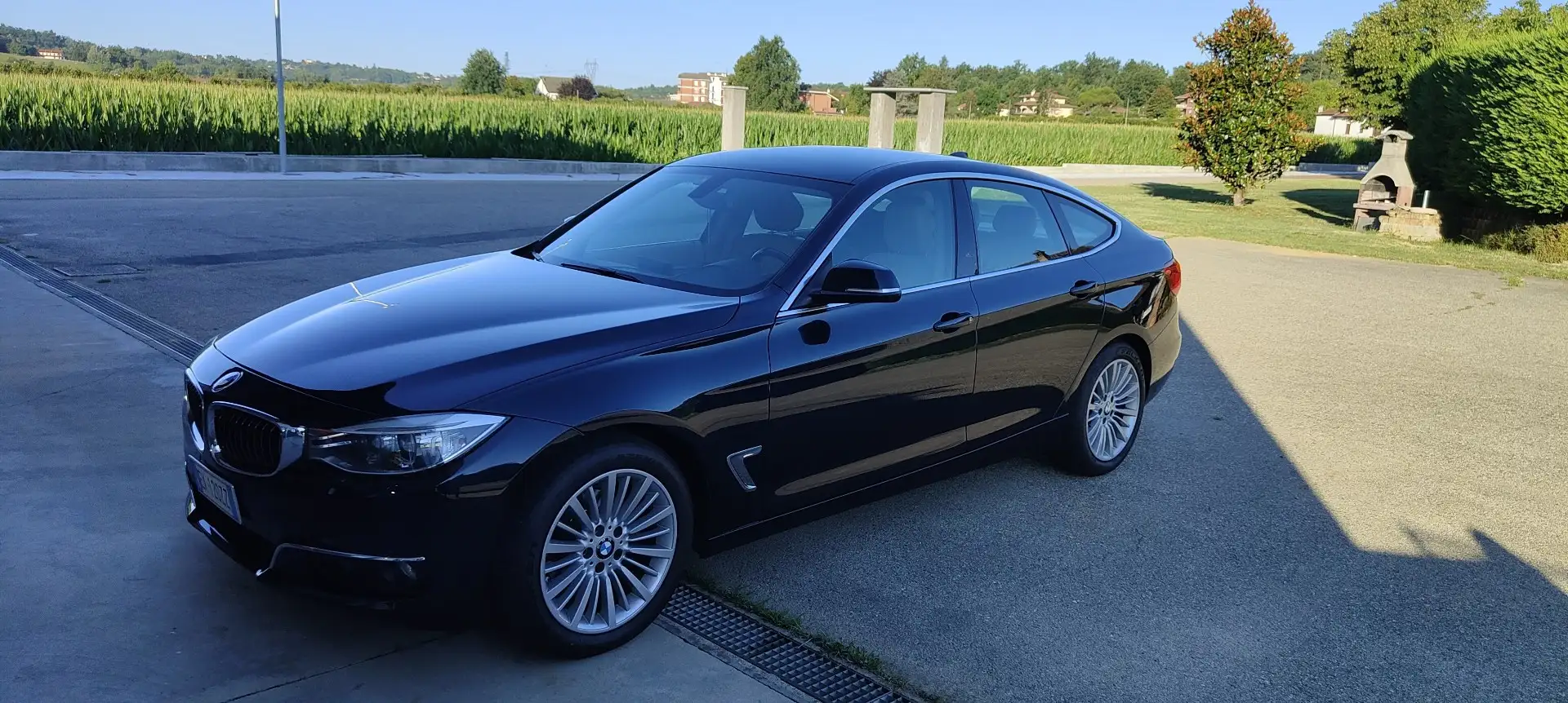 BMW 320 320d GT Aut. Luxury Line - 2