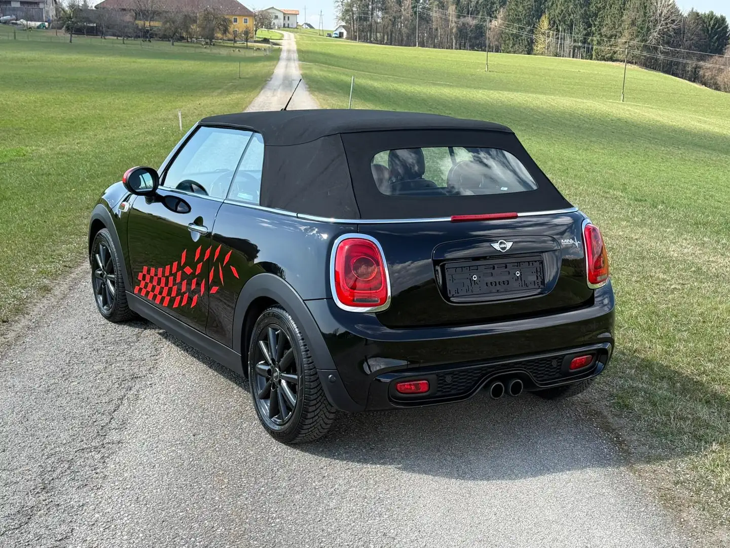 MINI Cooper S Cabrio MINI Cooper S Cabrio Aut. Cooper S Schwarz - 2