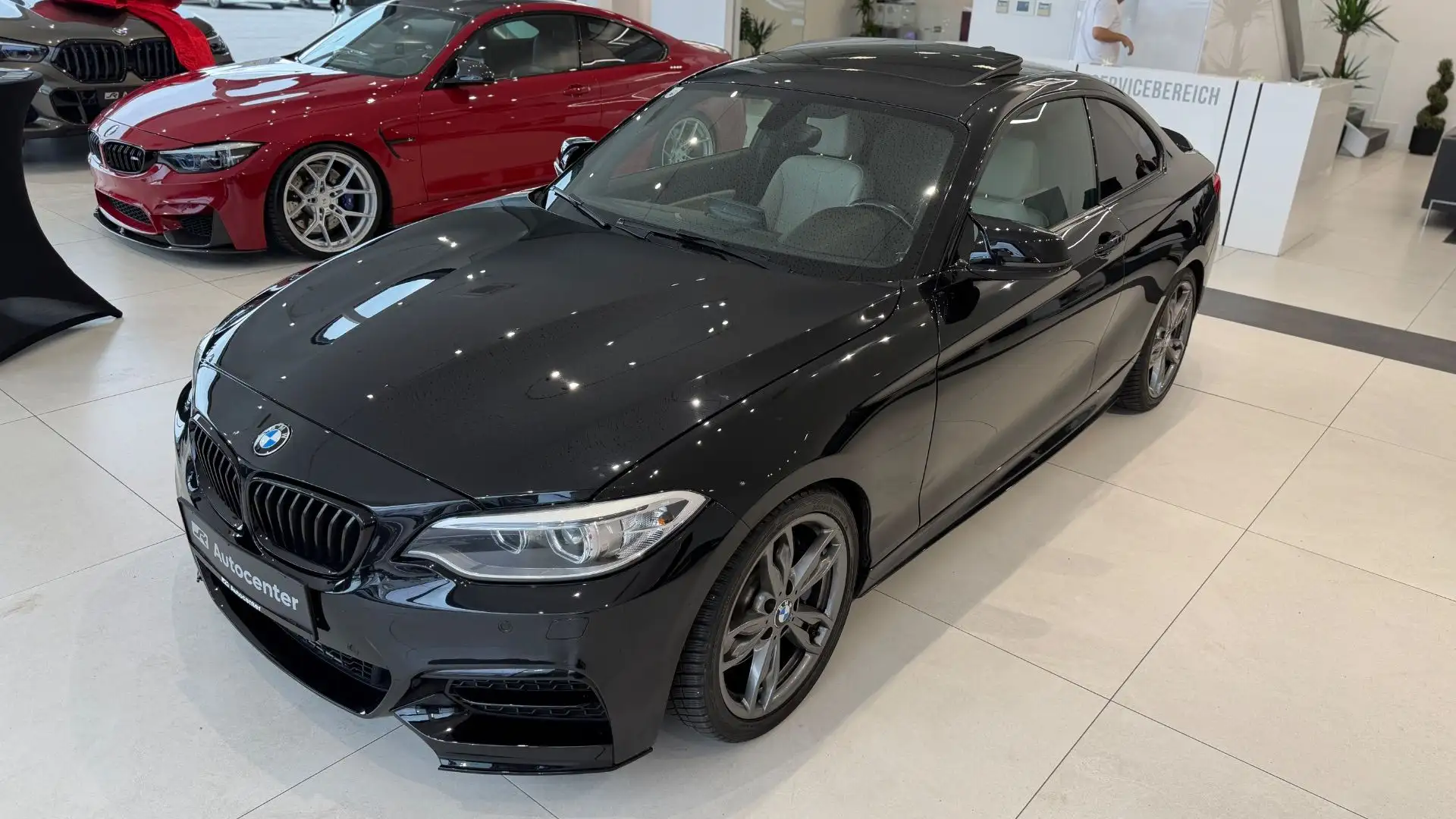 BMW 235 2er-Reihe Coupe Allrad (F22) Coupé xDrive Aut. Schwarz - 2