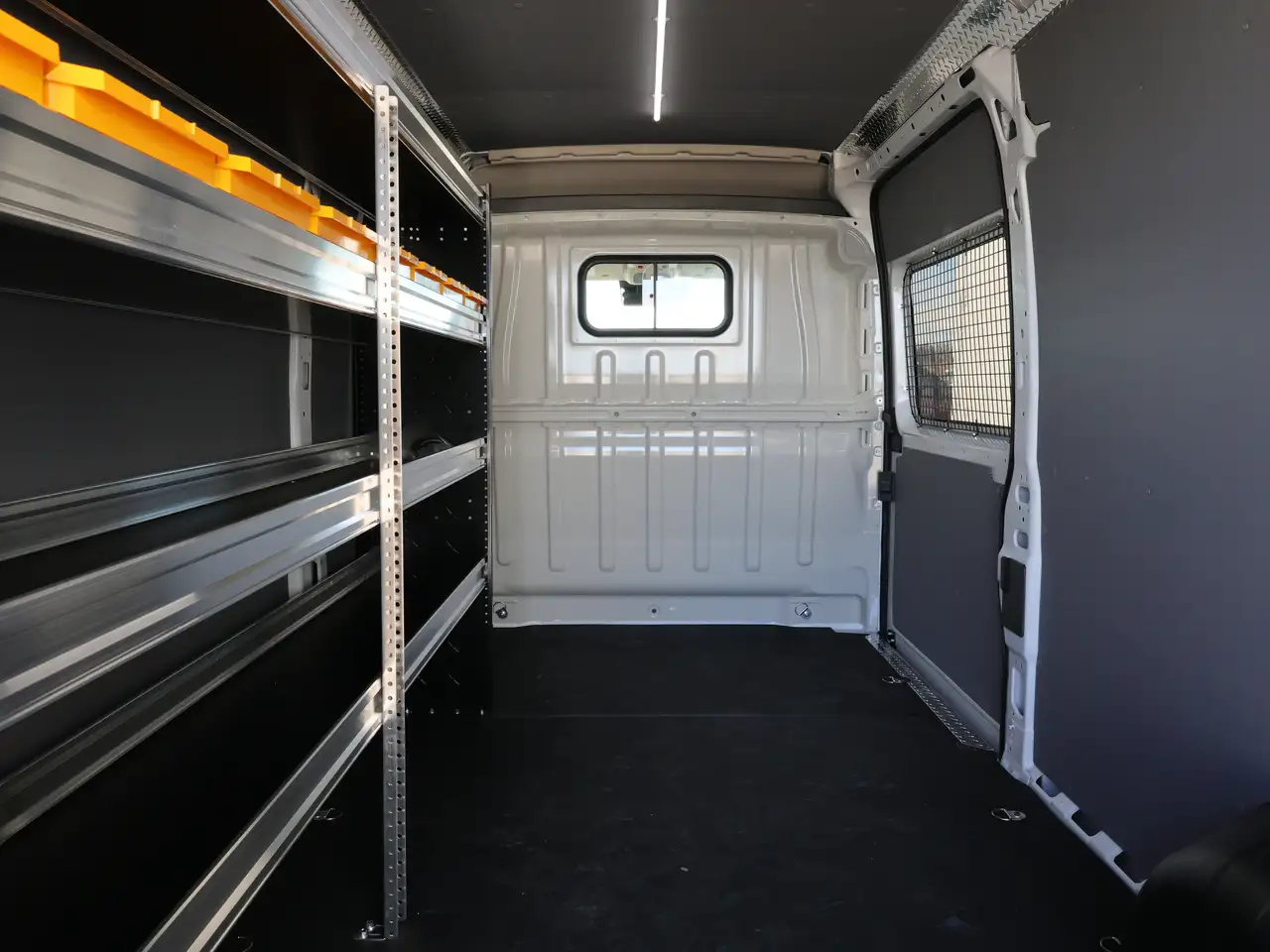RAM ProMaster 3500 снимка RAM ProMaster 3500