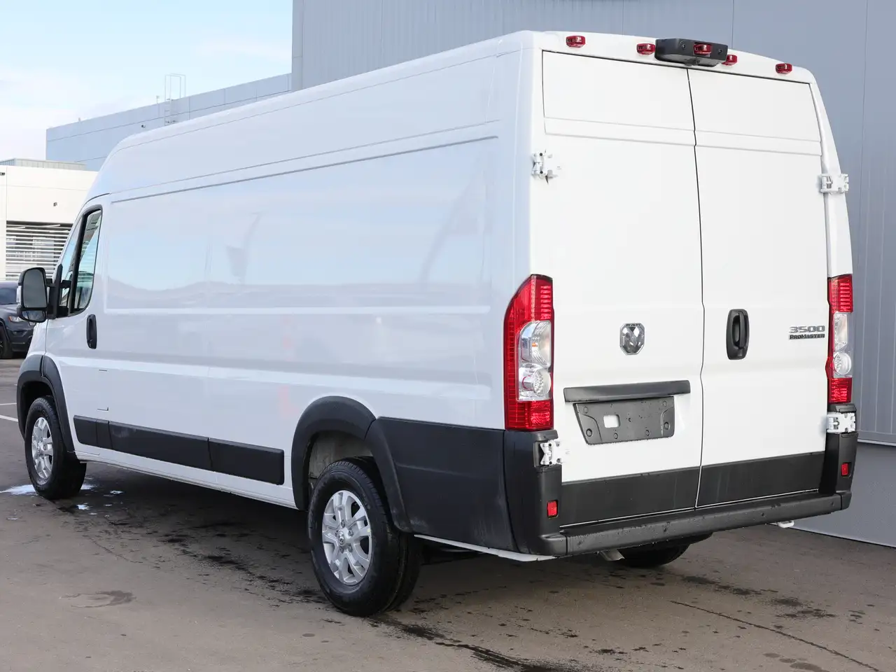 RAM ProMaster 3500 снимка RAM ProMaster 3500