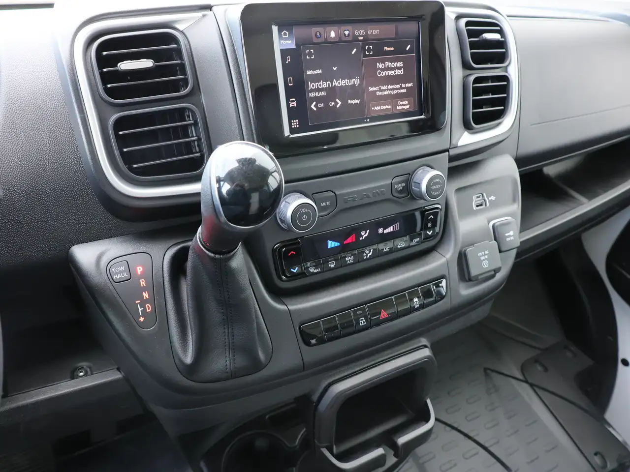 RAM ProMaster 3500 снимка RAM ProMaster 3500