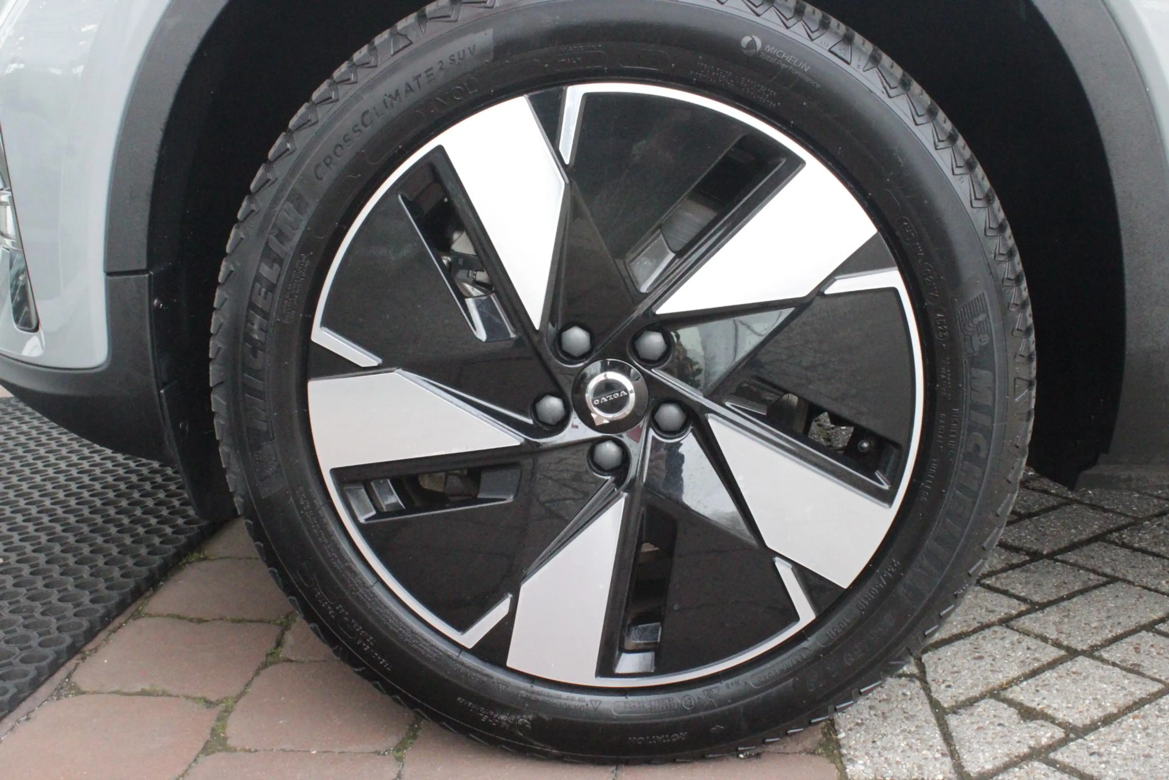 Volvo C40 Single Motor Core 238PK 69 kWh | PANORAMADAK | STO — photo 11