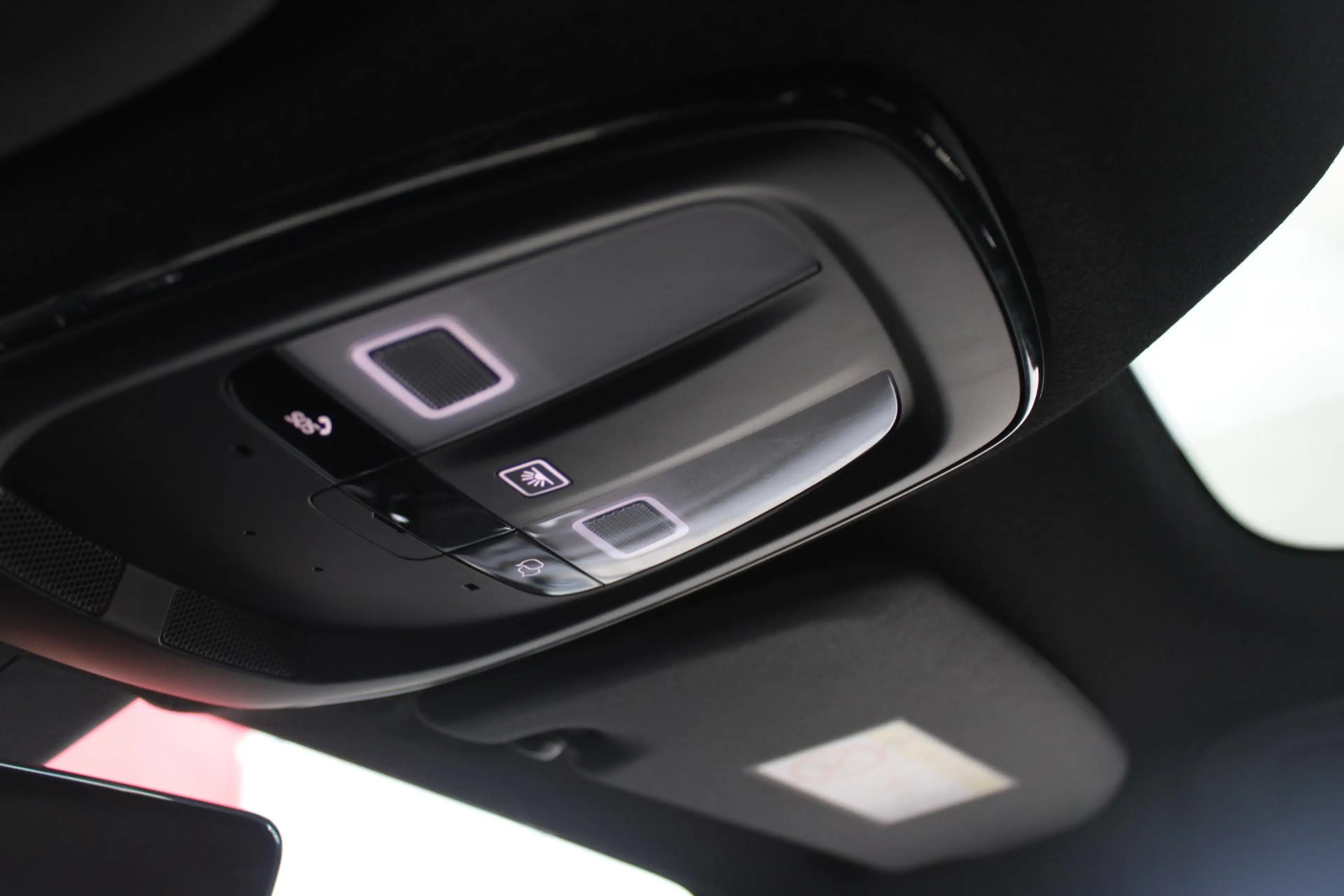 Volvo C40 Single Motor Core 238PK 69 kWh | PANORAMADAK | STO — photo 39