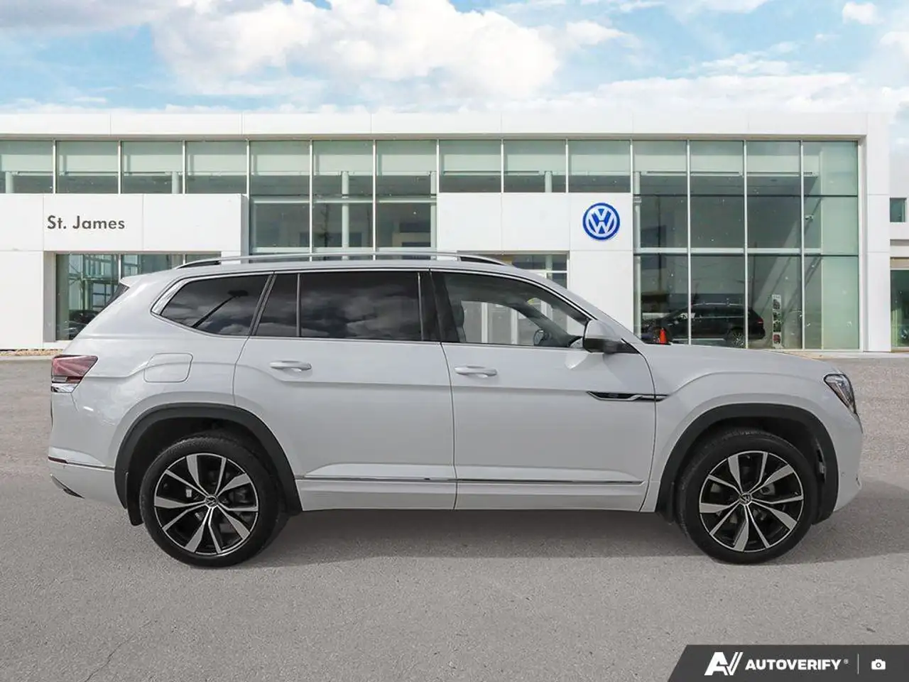Volkswagen Atlas снимка Volkswagen Atlas