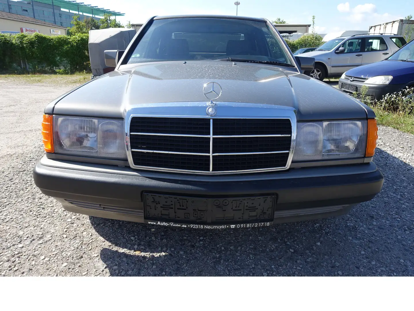 Mercedes-Benz 190 E 2.3 H-Kennz. Oldtimer eSHSD Verschl-t. neu gt Zu Grau - 2