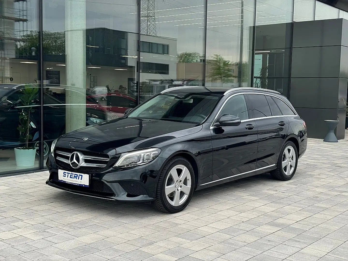 Mercedes-Benz C 180 d T *AVANTGARDE* KAMERA*MULTIBEAM LED Grün - 1