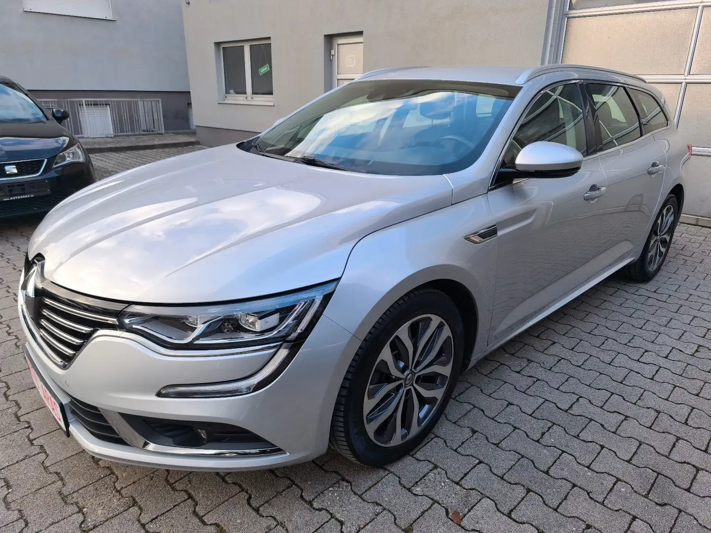 Renault Talisman Grandtour 1.3 TCE Limited aus 1.Hand Grau - 2