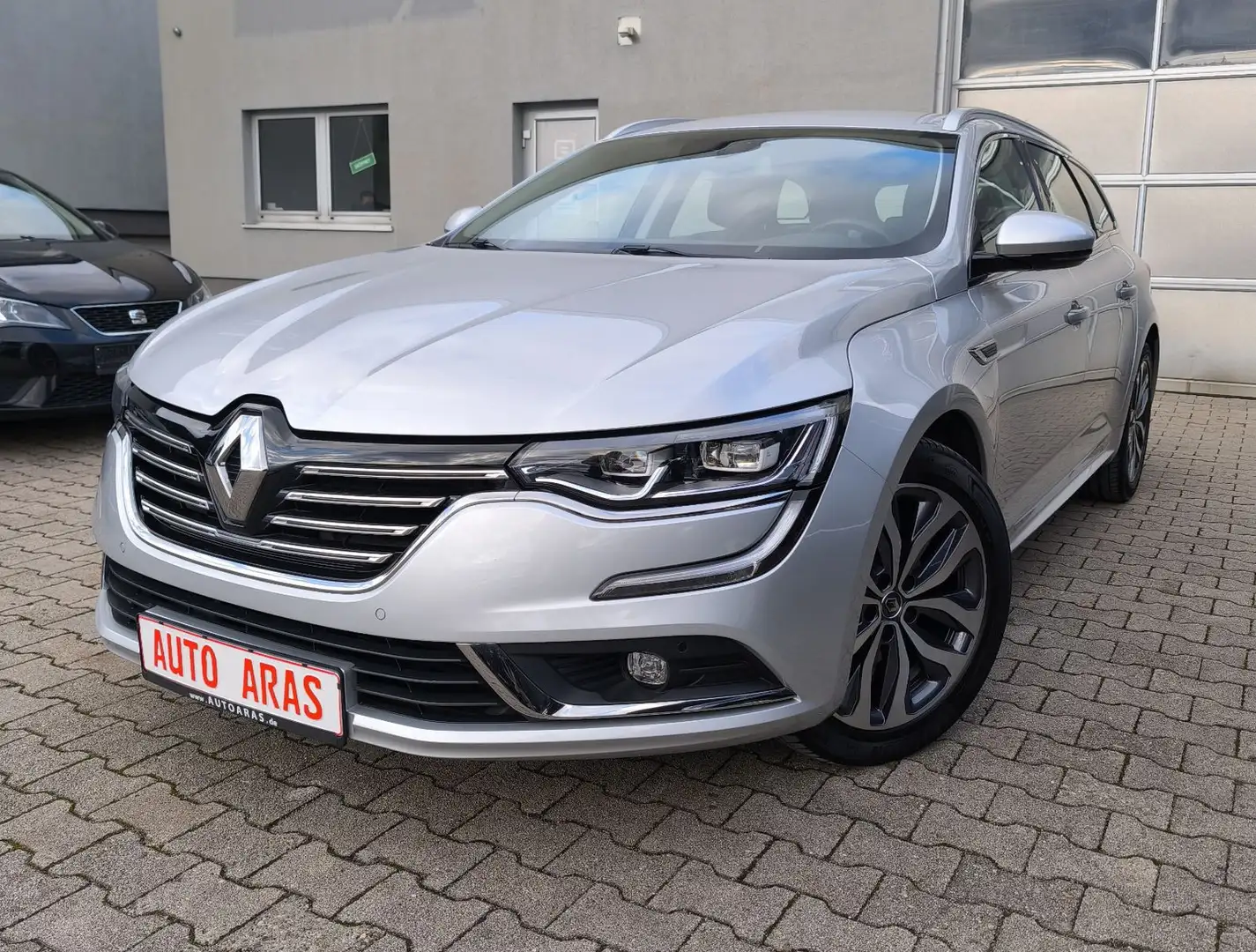 Renault Talisman Grandtour 1.3 TCE Limited aus 1.Hand Grau - 1