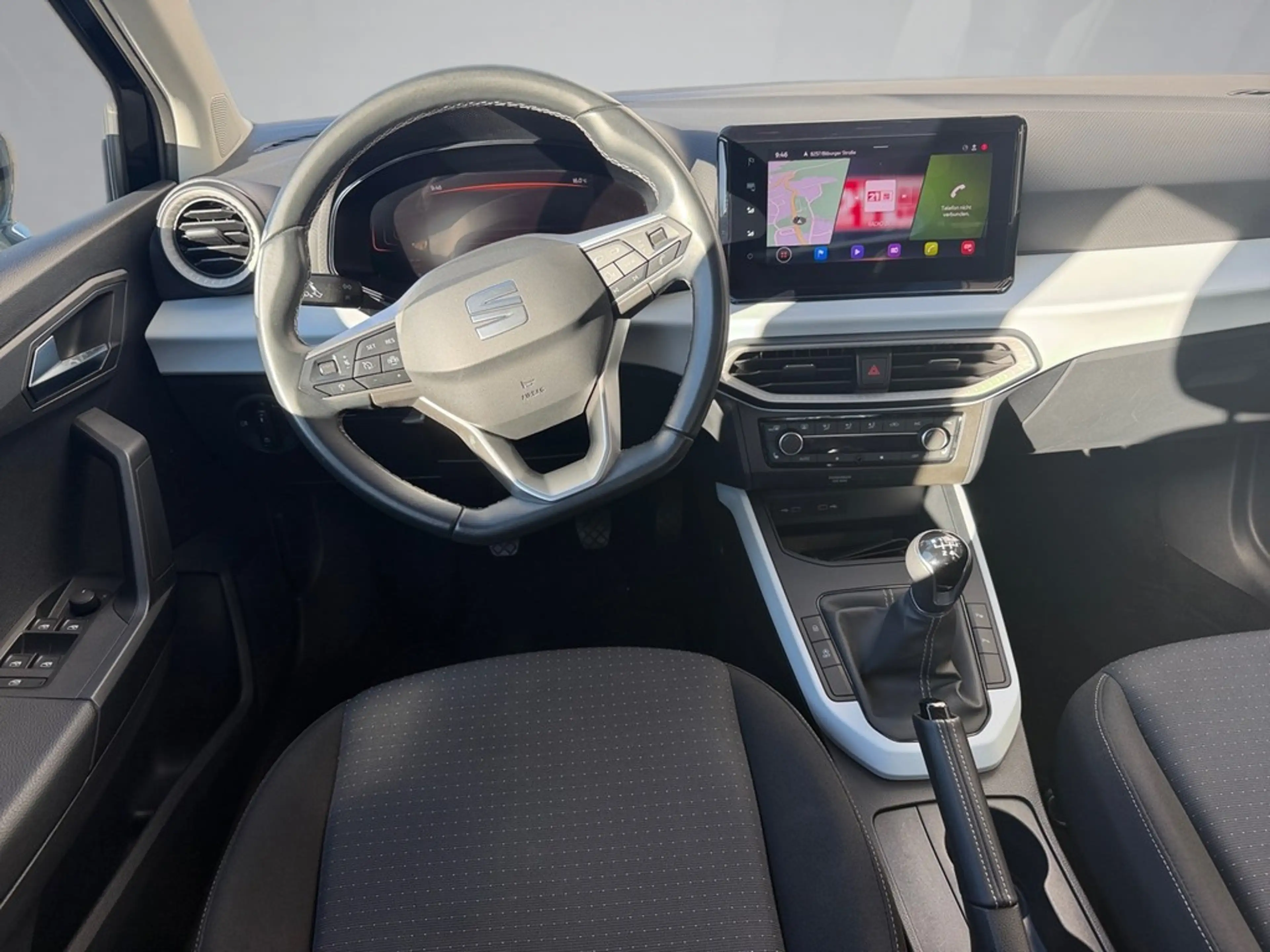 SEAT Arona 1,0 TSI — photo 10