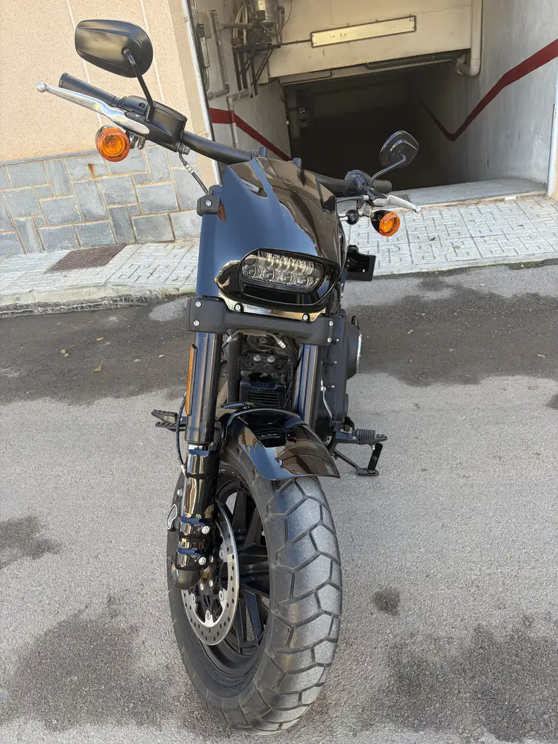 Harley-Davidson Fat Bob Negro - 1