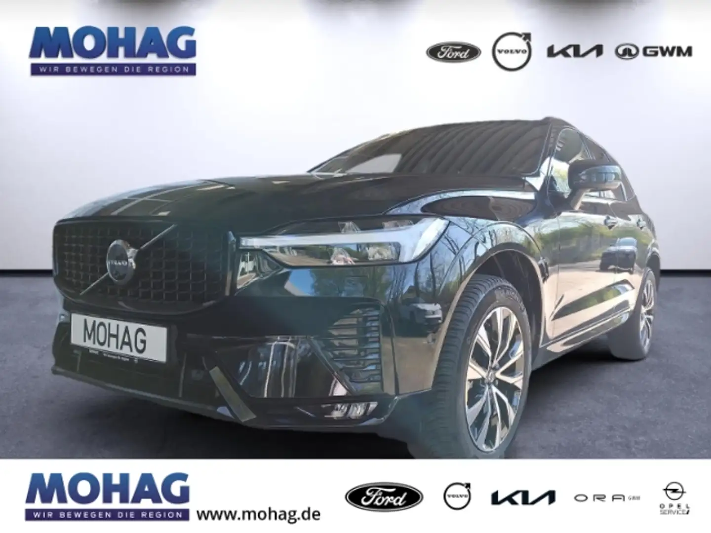 Volvo XC60 B4 Diesel Plus Dark StandHZ H&K 360Grad ACC Schwarz - 1