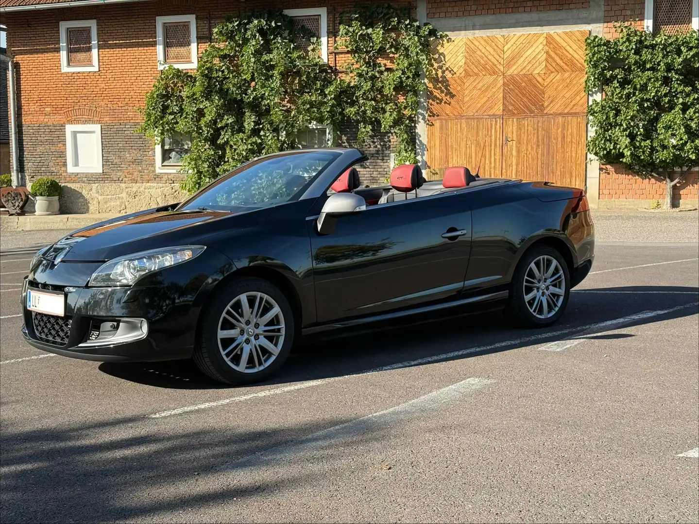 Renault Megane Mégane GT-Line TCe 130 GT-Line Schwarz - 2