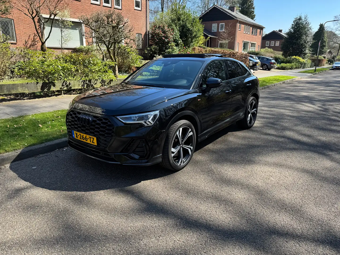 Audi Q3 Sportback Quattro B&O|Pano|Black Edition Zwart - 2