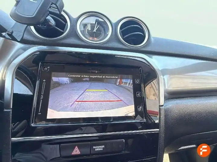 Suzuki Vitara 1.4 GLE Mild Hybrid 2021, foto 13