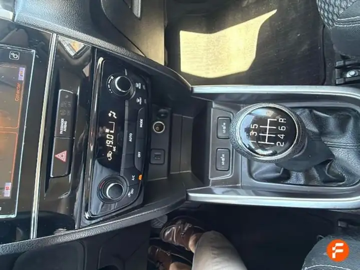 Suzuki Vitara 1.4 GLE Mild Hybrid 2021, foto 11