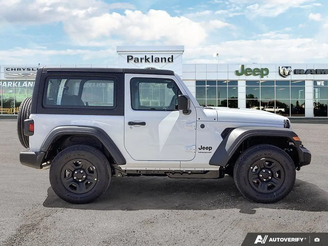 Jeep Wrangler photo Jeep Wrangler