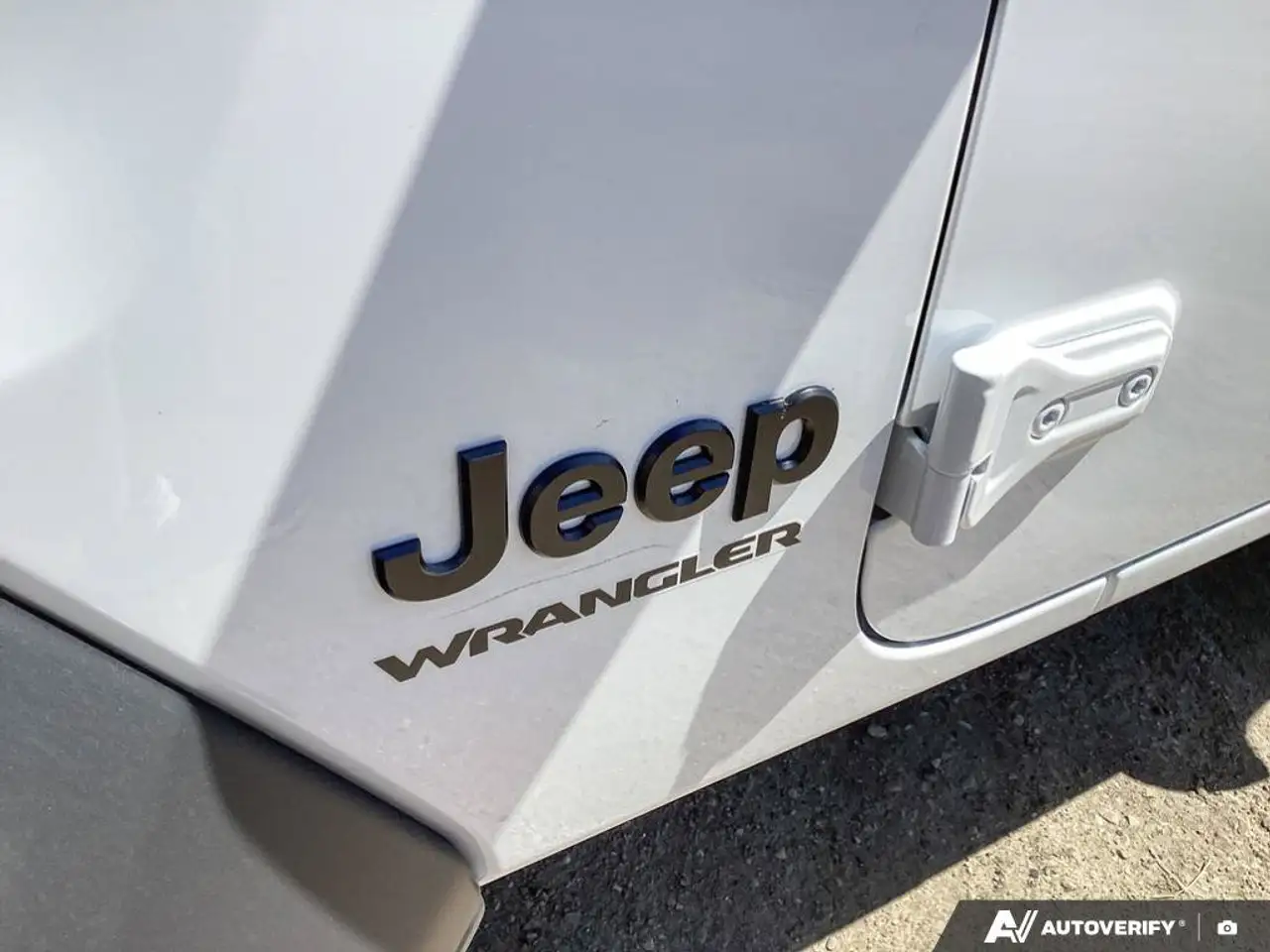 Jeep Wrangler photo Jeep Wrangler