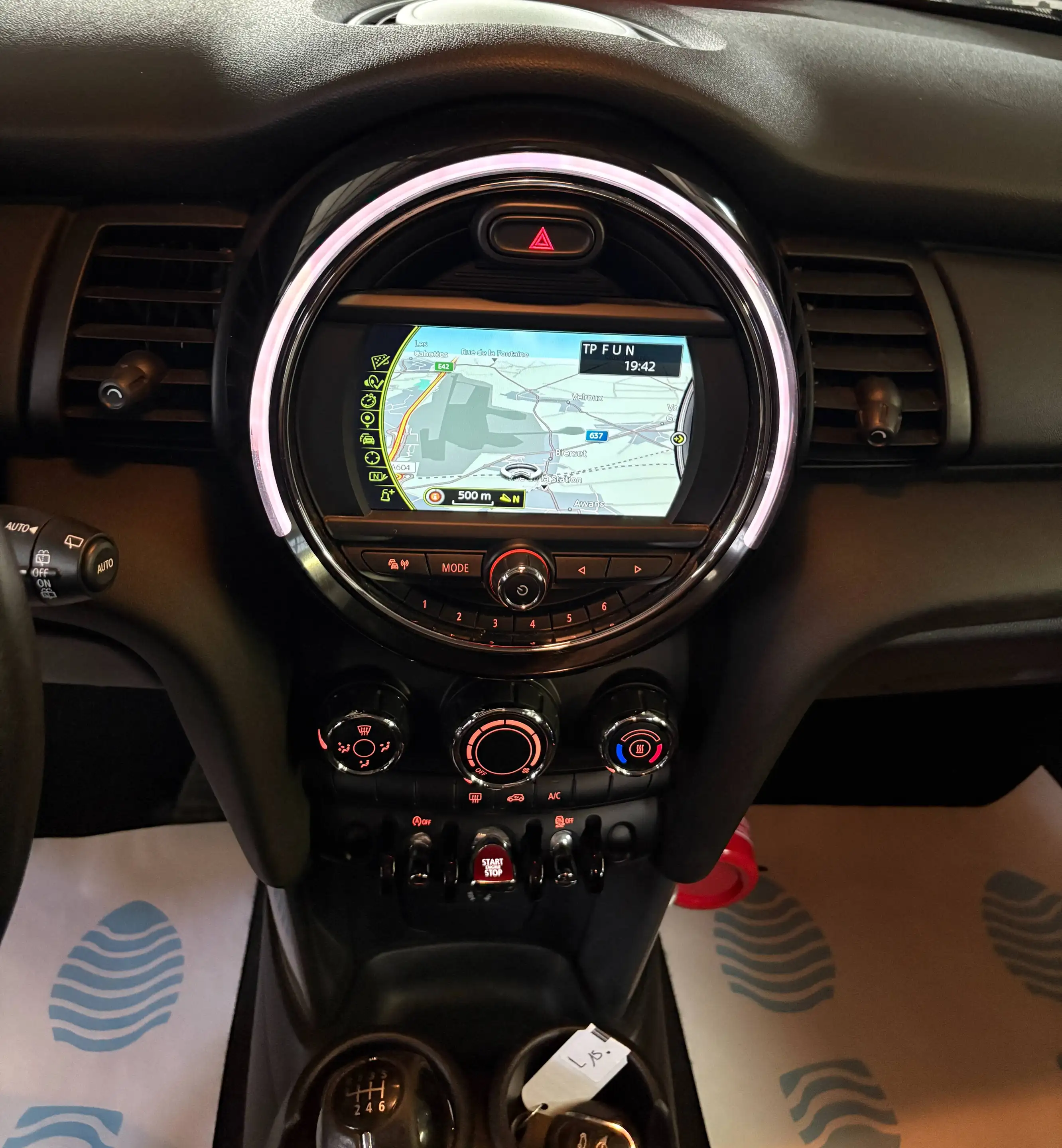 MINI One D 5 PORTES CARBON BLACK 1.5 DIESEL*96.000KMS*GPS+RADARS*GARANTIE 1 AN — photo 9