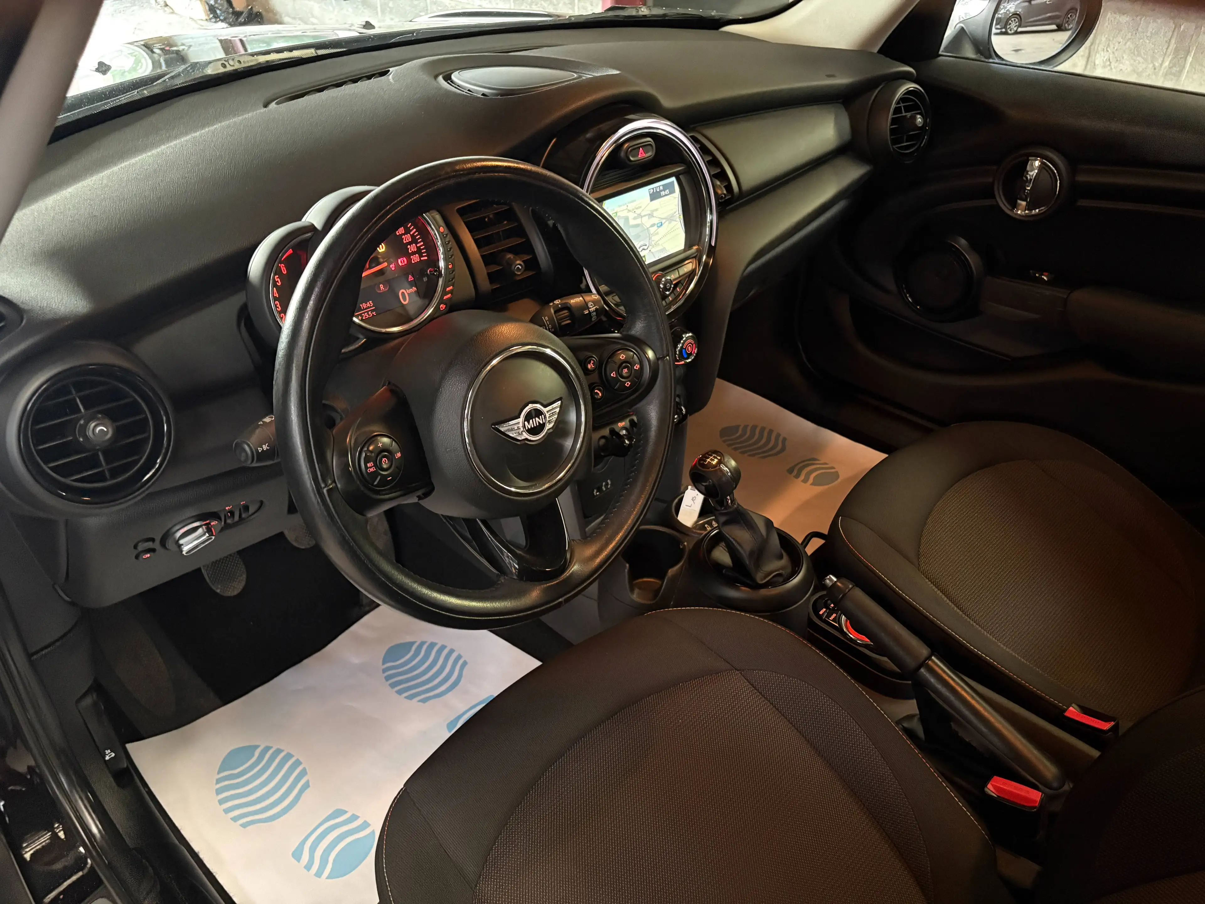 MINI One D 5 PORTES CARBON BLACK 1.5 DIESEL*96.000KMS*GPS+RADARS*GARANTIE 1 AN — photo 11
