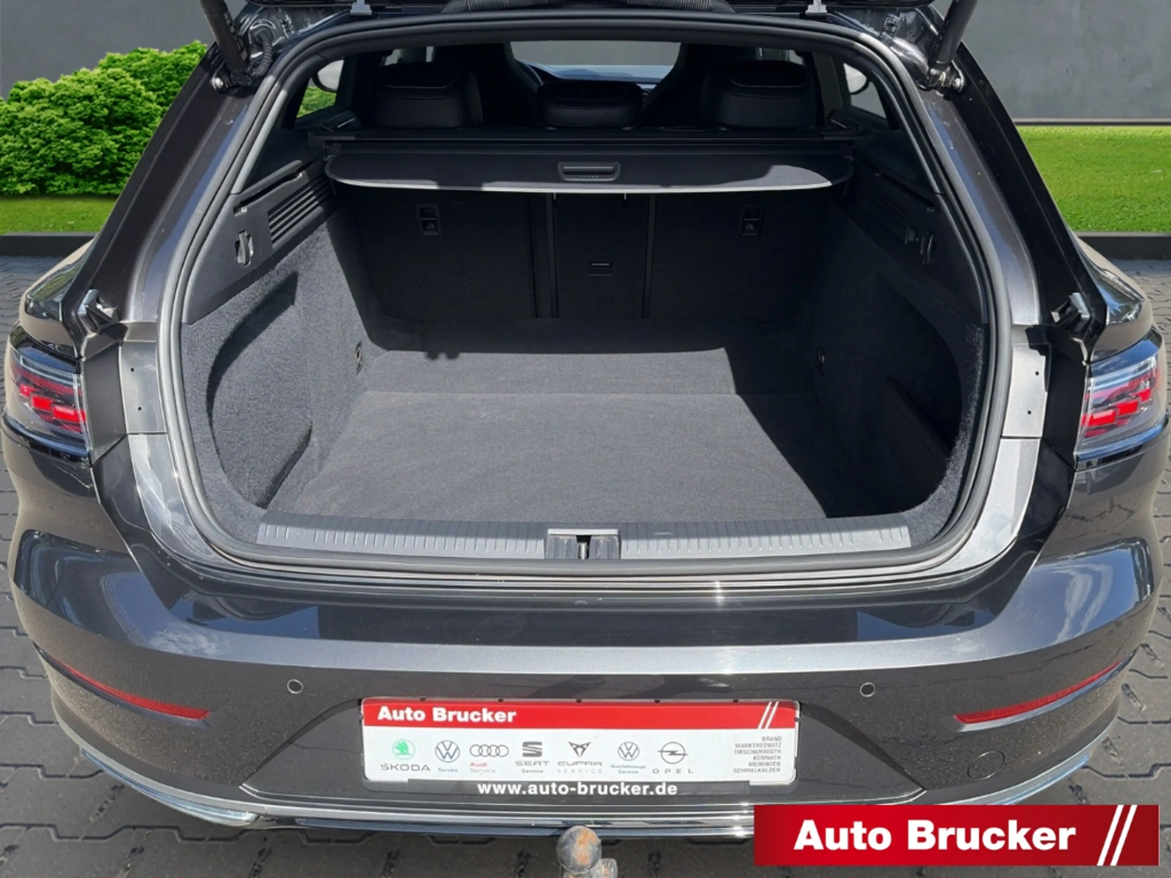 Volkswagen Arteon Shooting Brake R-Line 2.0 TDI 4Motion AHK+PANO+MAT — photo 6