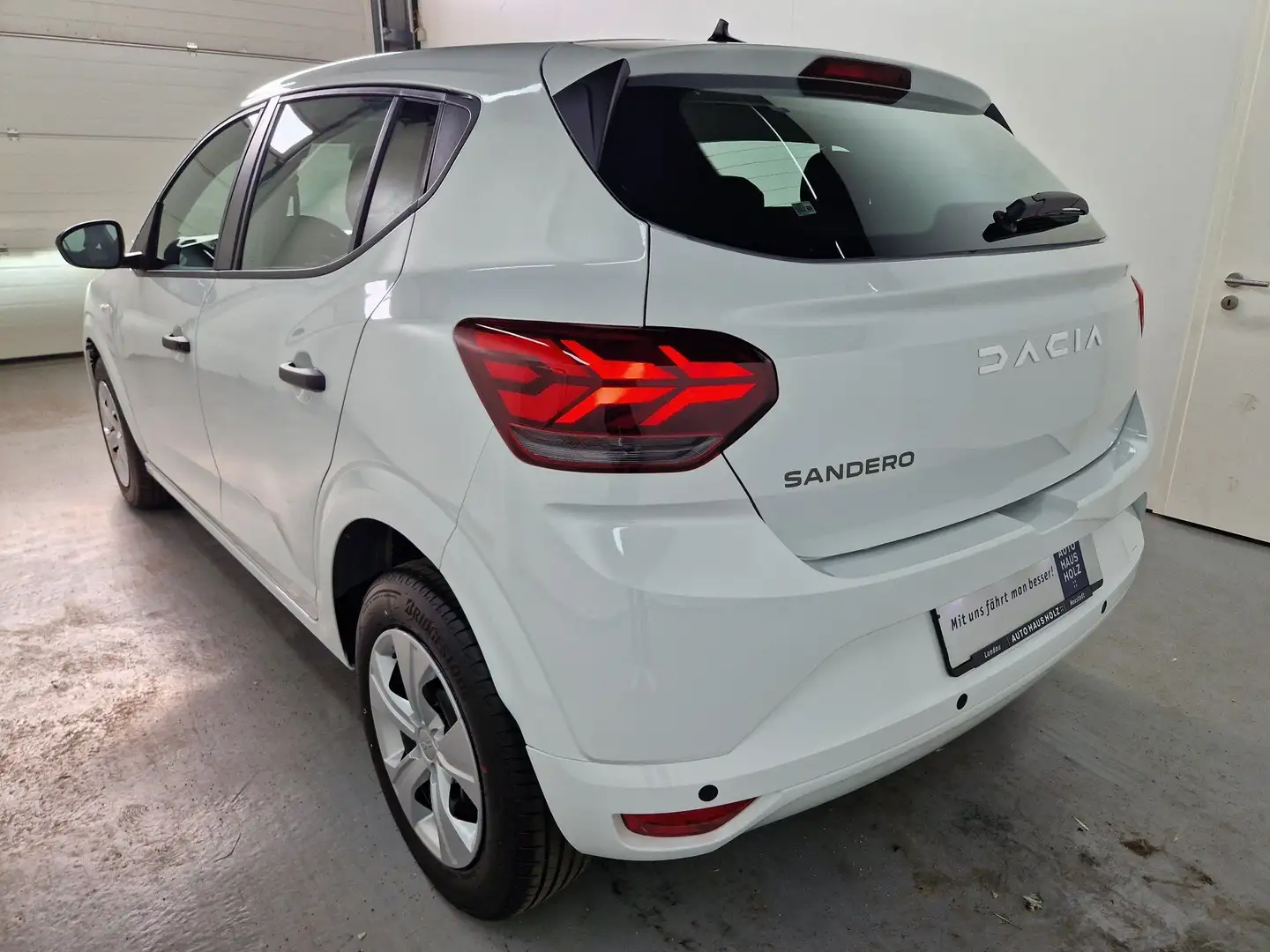 Dacia Sandero Essential ECO-G 100 Tempopilot Blanc - 2