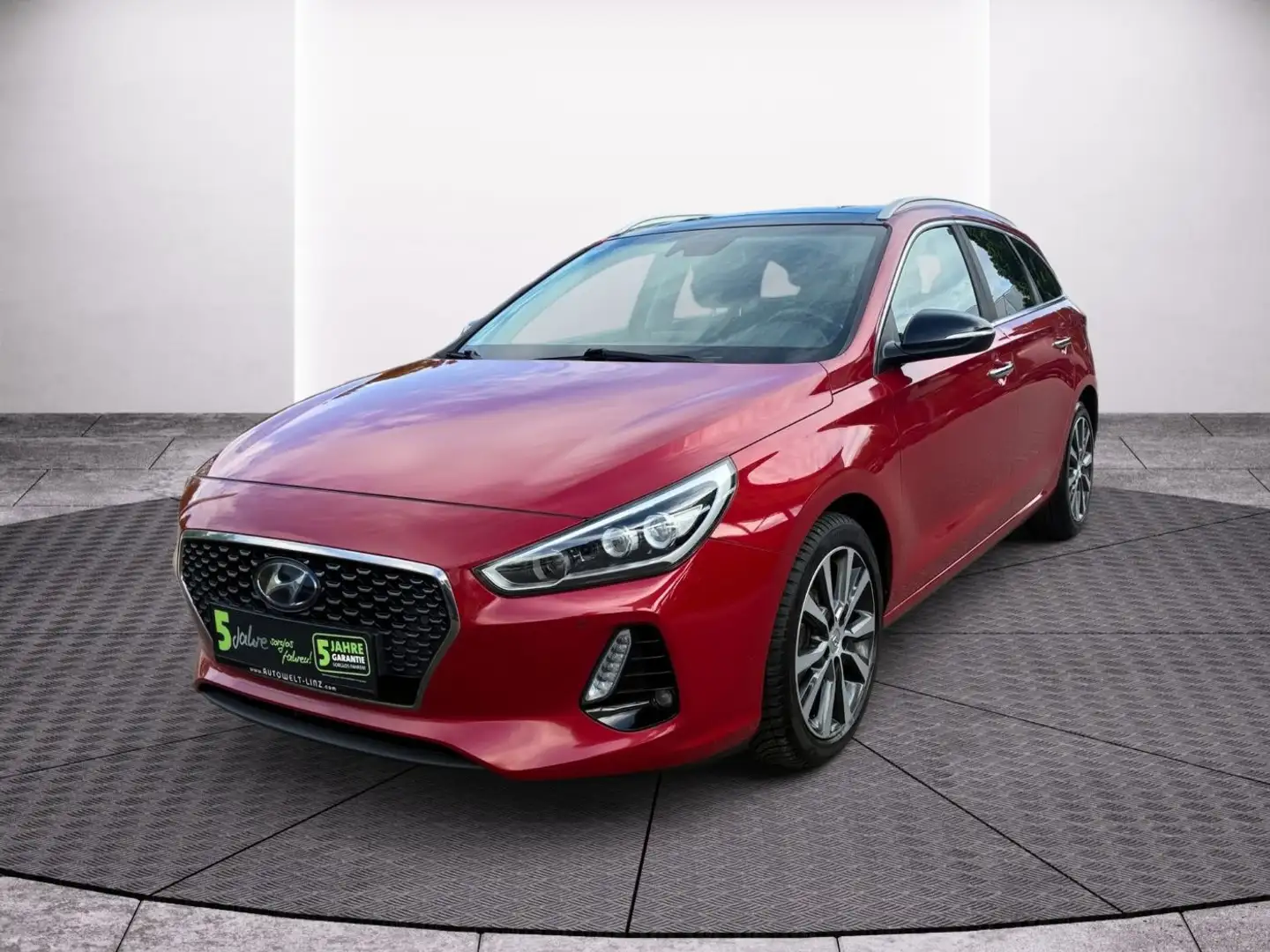 Hyundai i30 cw 1.4 T-GDI Style LED+Navi+Pano+SD+SHZ+Kam. Rot - 2
